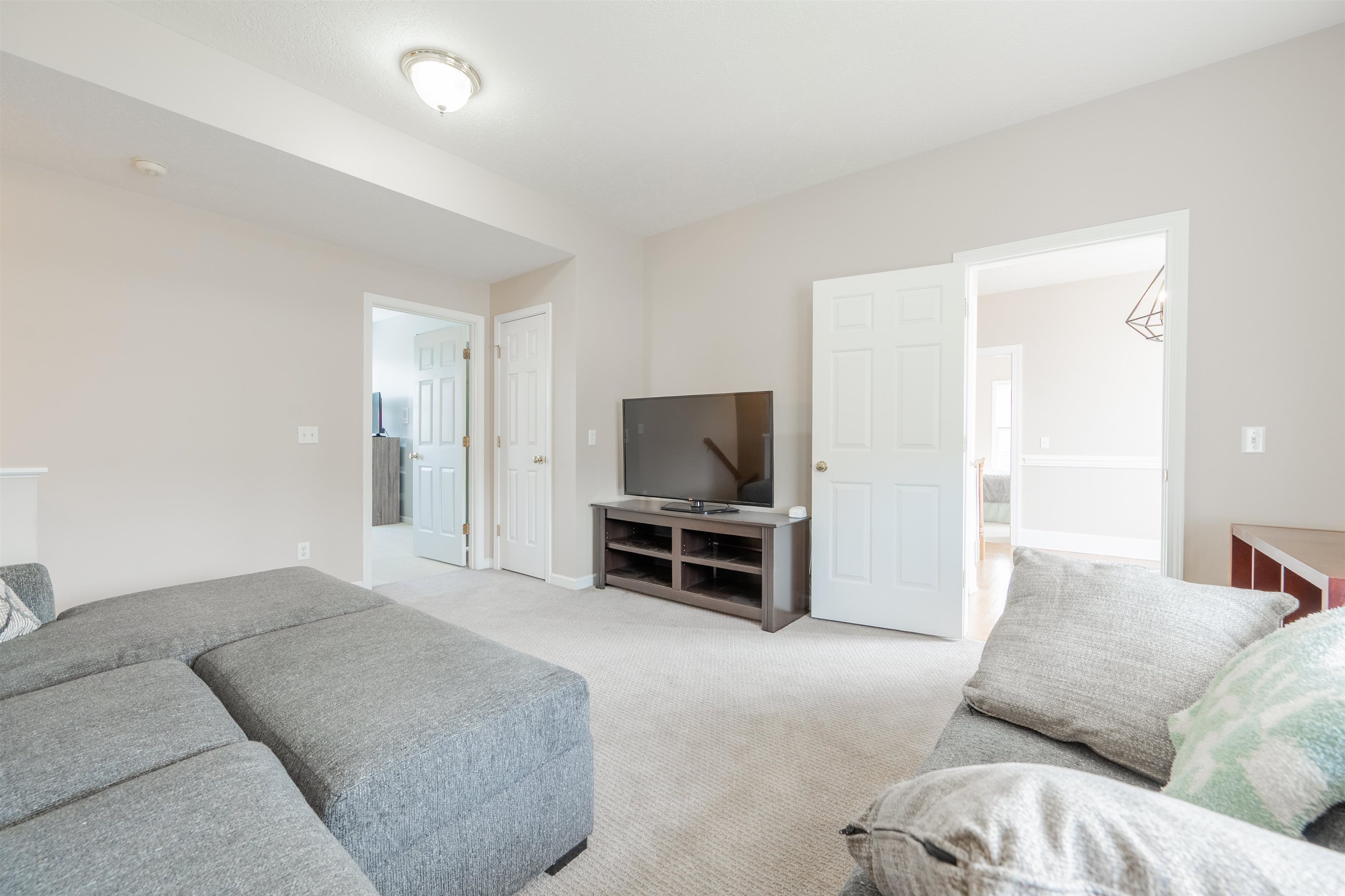 2206 Hardwick Street