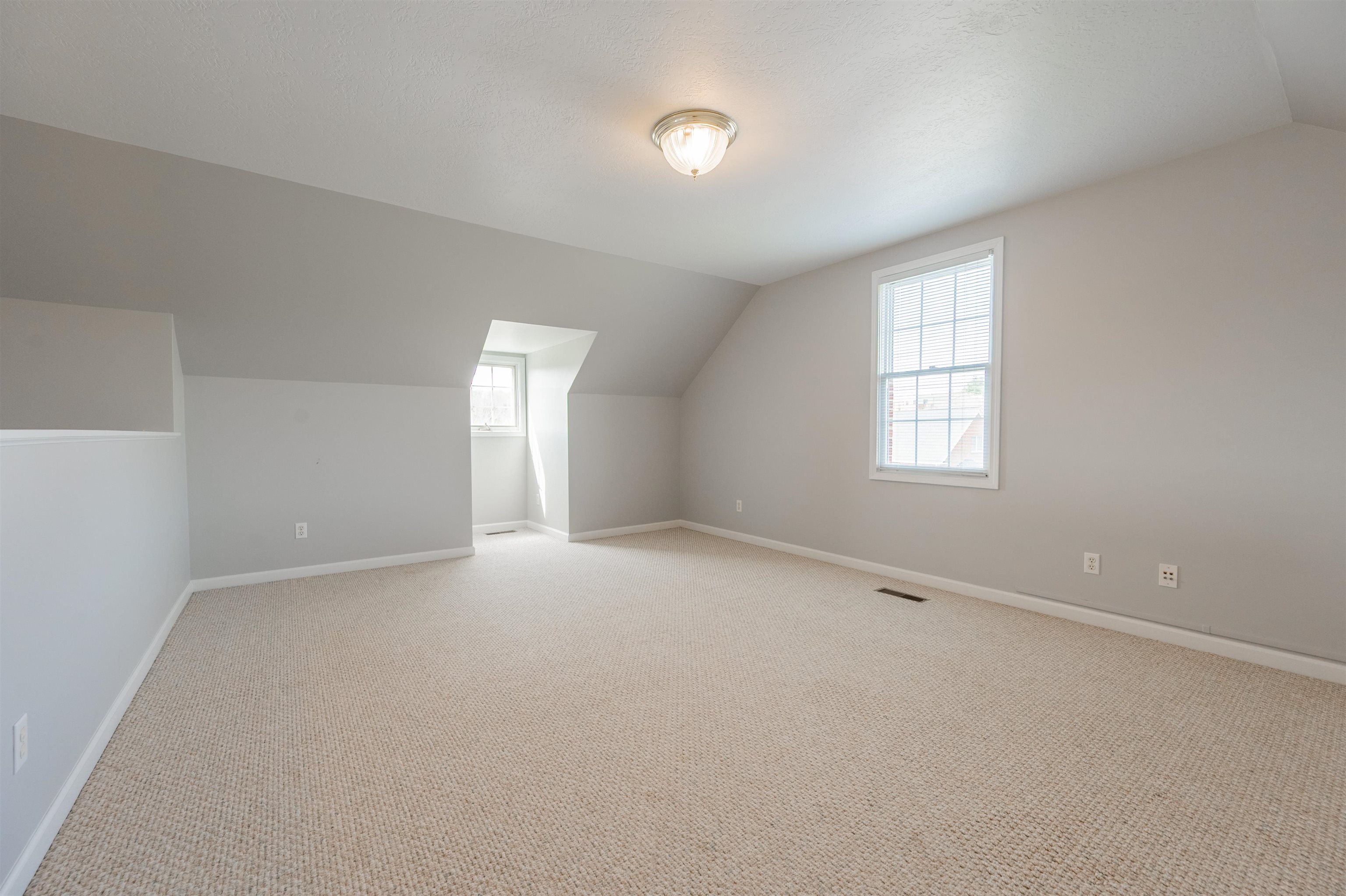 2206 Hardwick Street