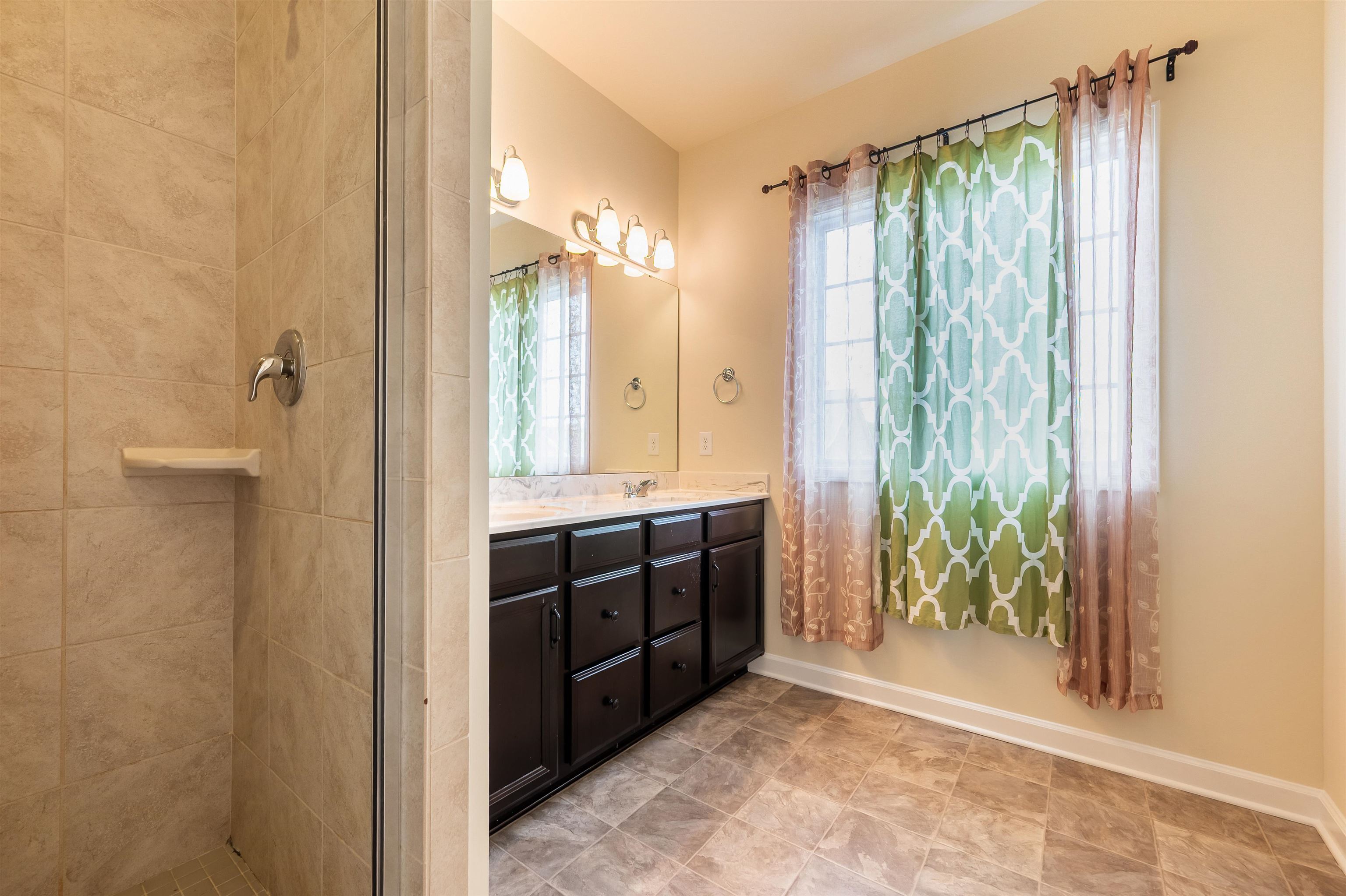 6509 TEETH OF THE DOG Drive