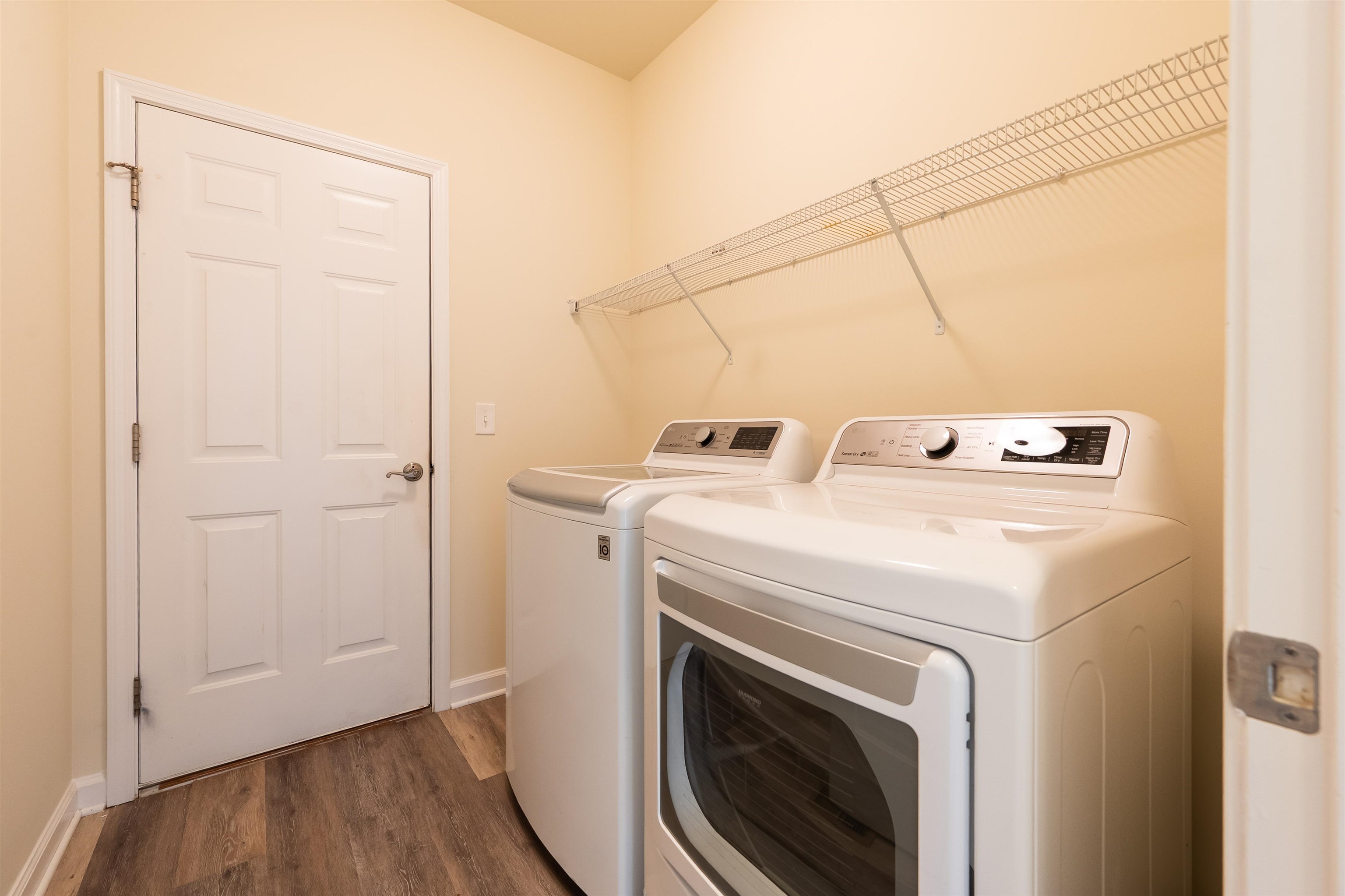 6509 TEETH OF THE DOG Drive