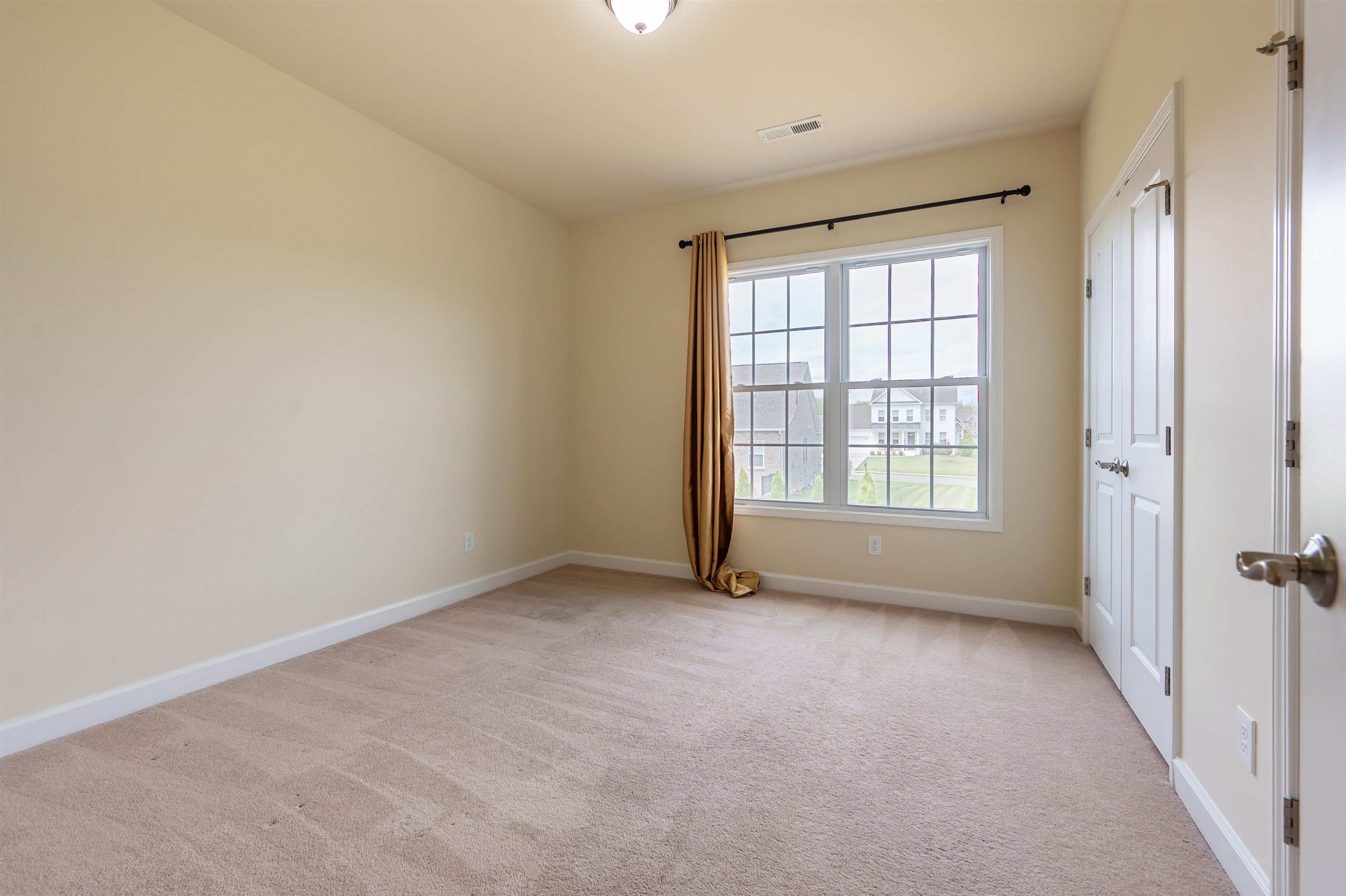 6509 TEETH OF THE DOG Drive