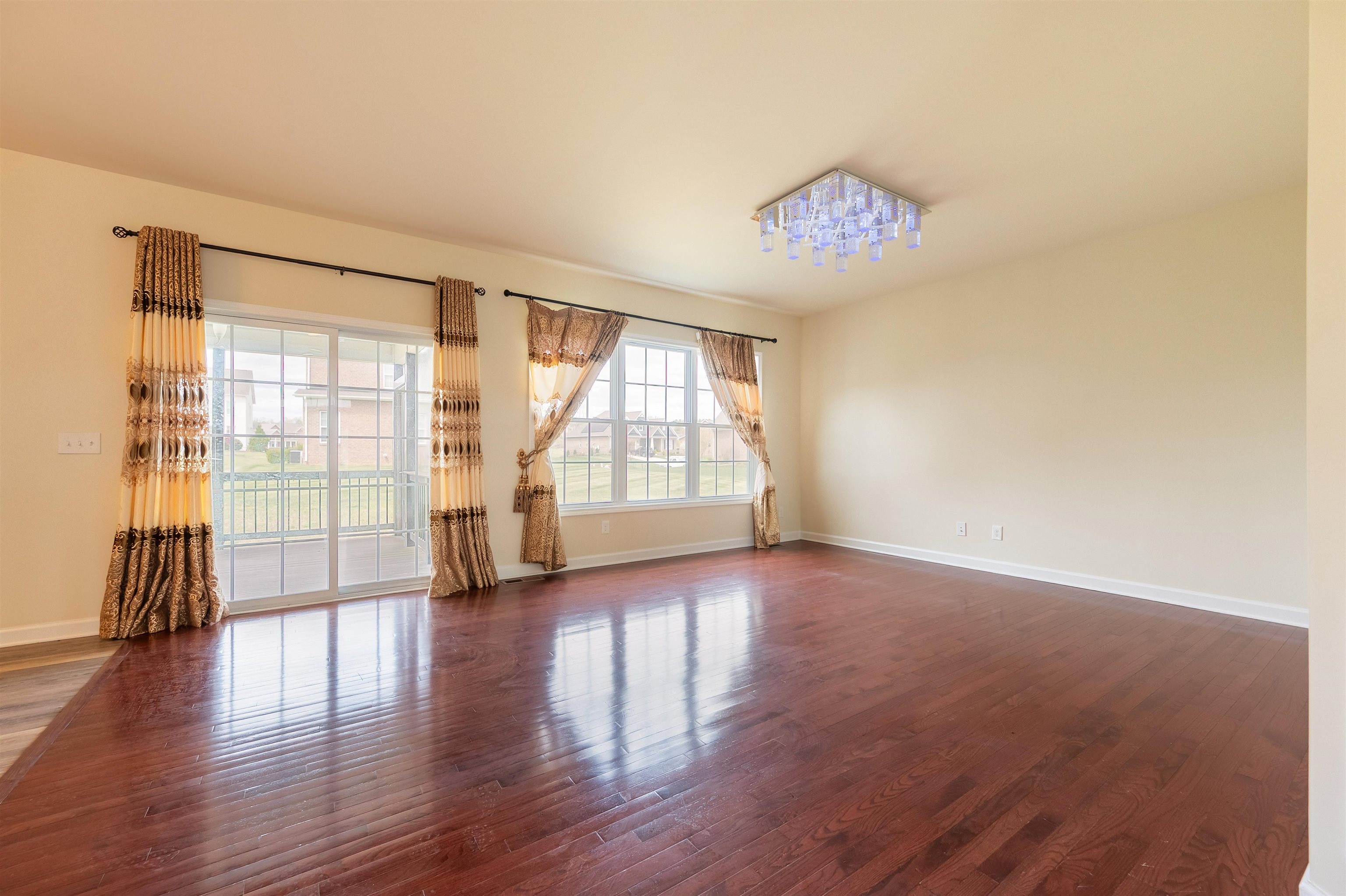 6509 TEETH OF THE DOG Drive