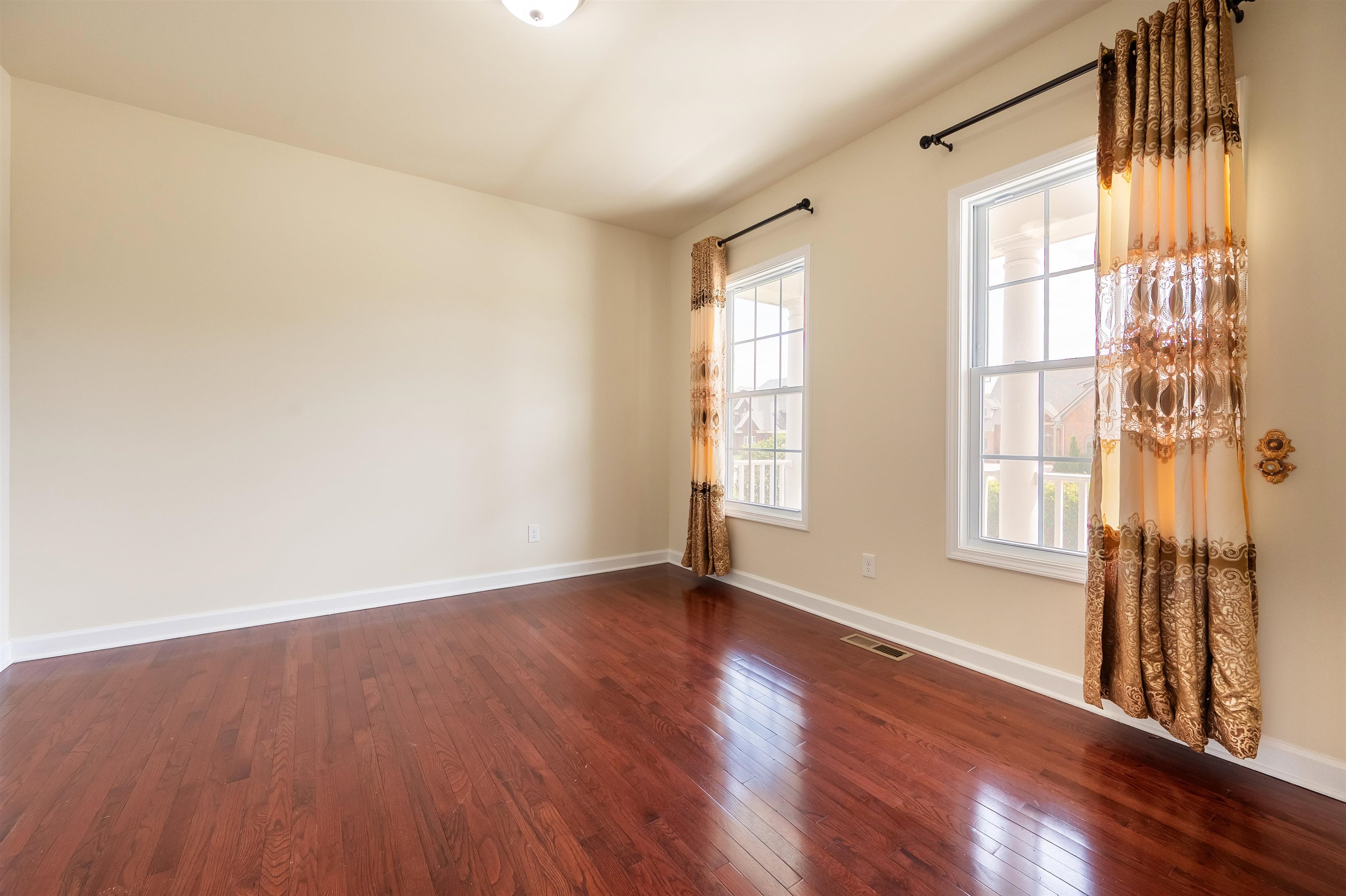 6509 TEETH OF THE DOG Drive