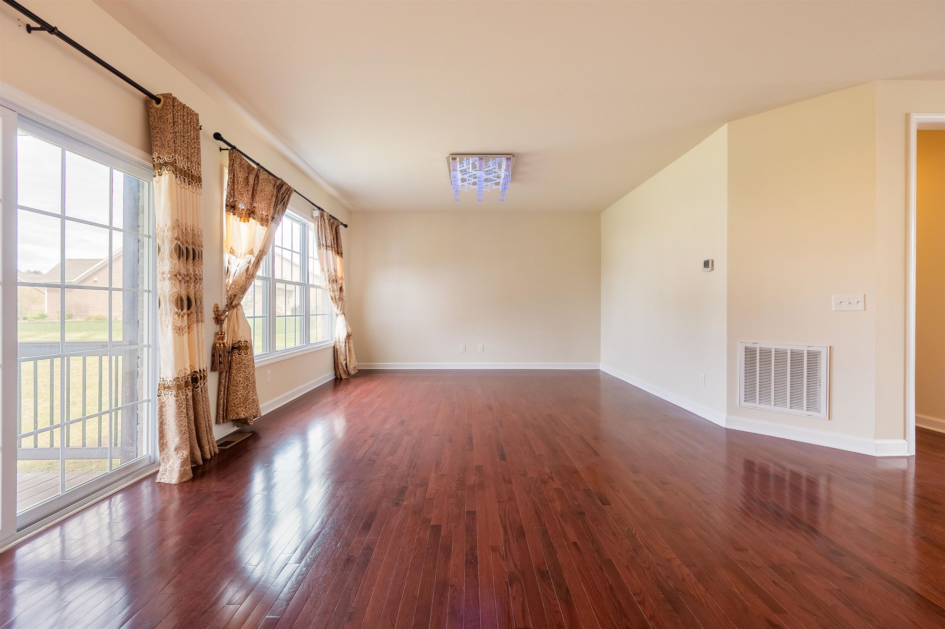 6509 TEETH OF THE DOG Drive