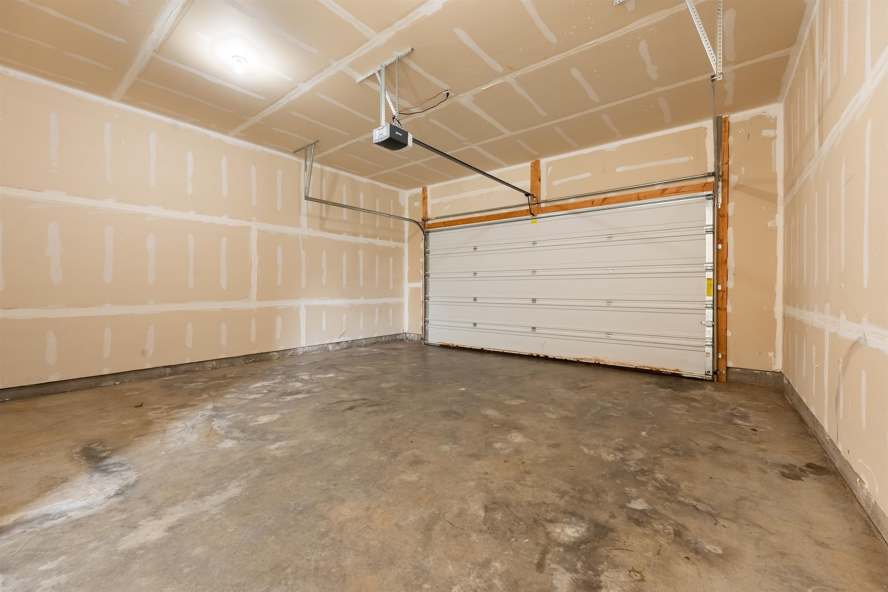 6509 TEETH OF THE DOG Drive