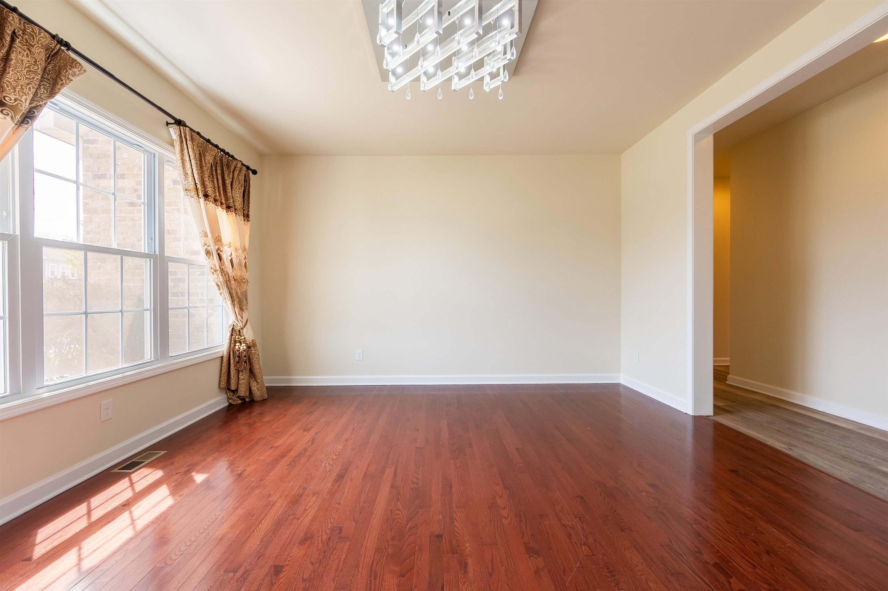 6509 TEETH OF THE DOG Drive