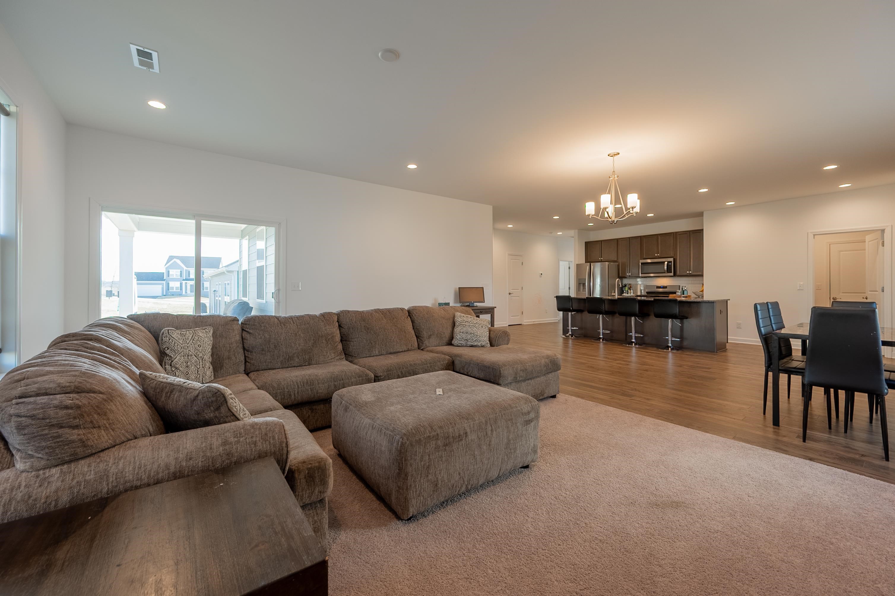 5006 Forsythia Place