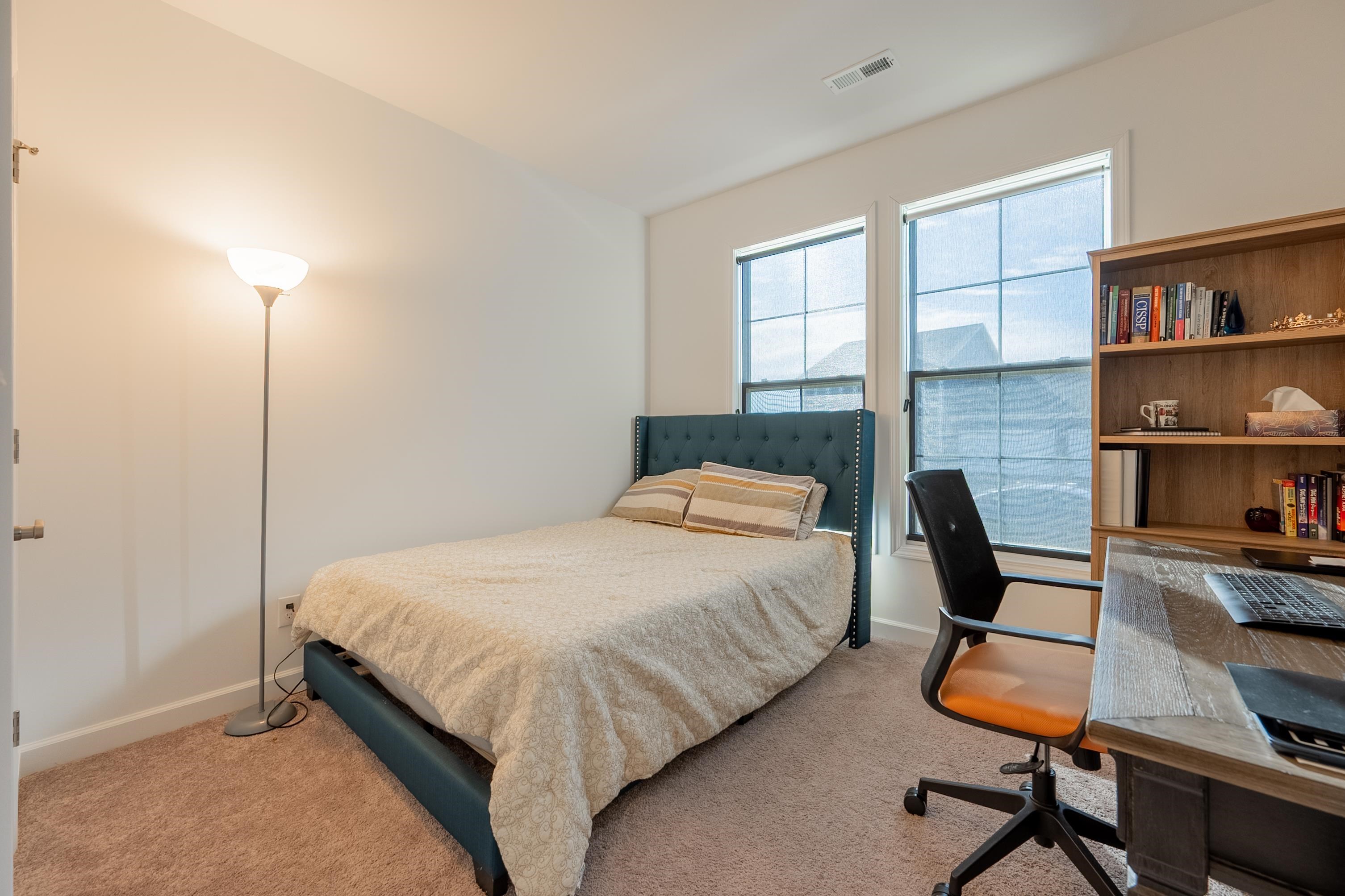 5006 Forsythia Place