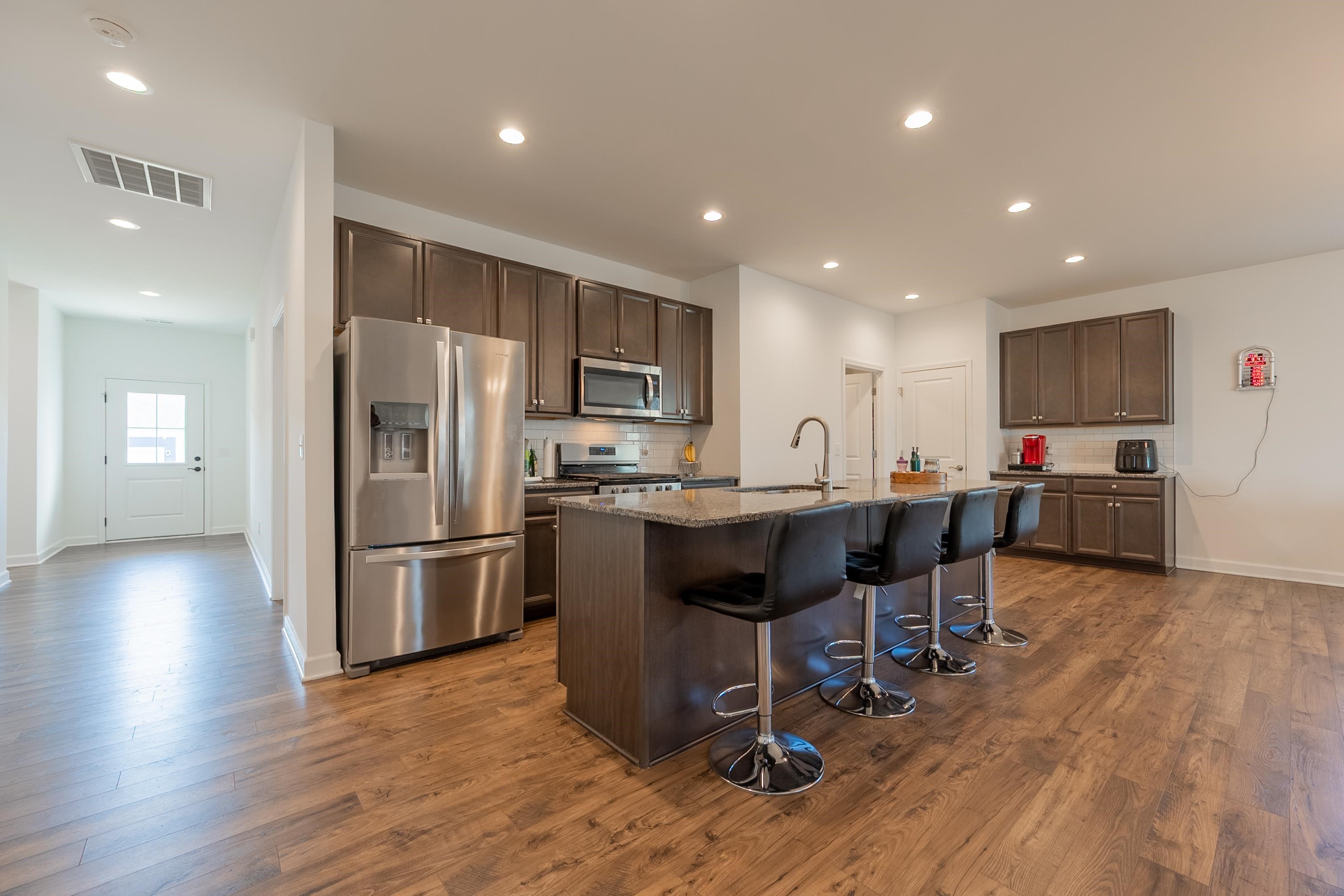 5006 Forsythia Place