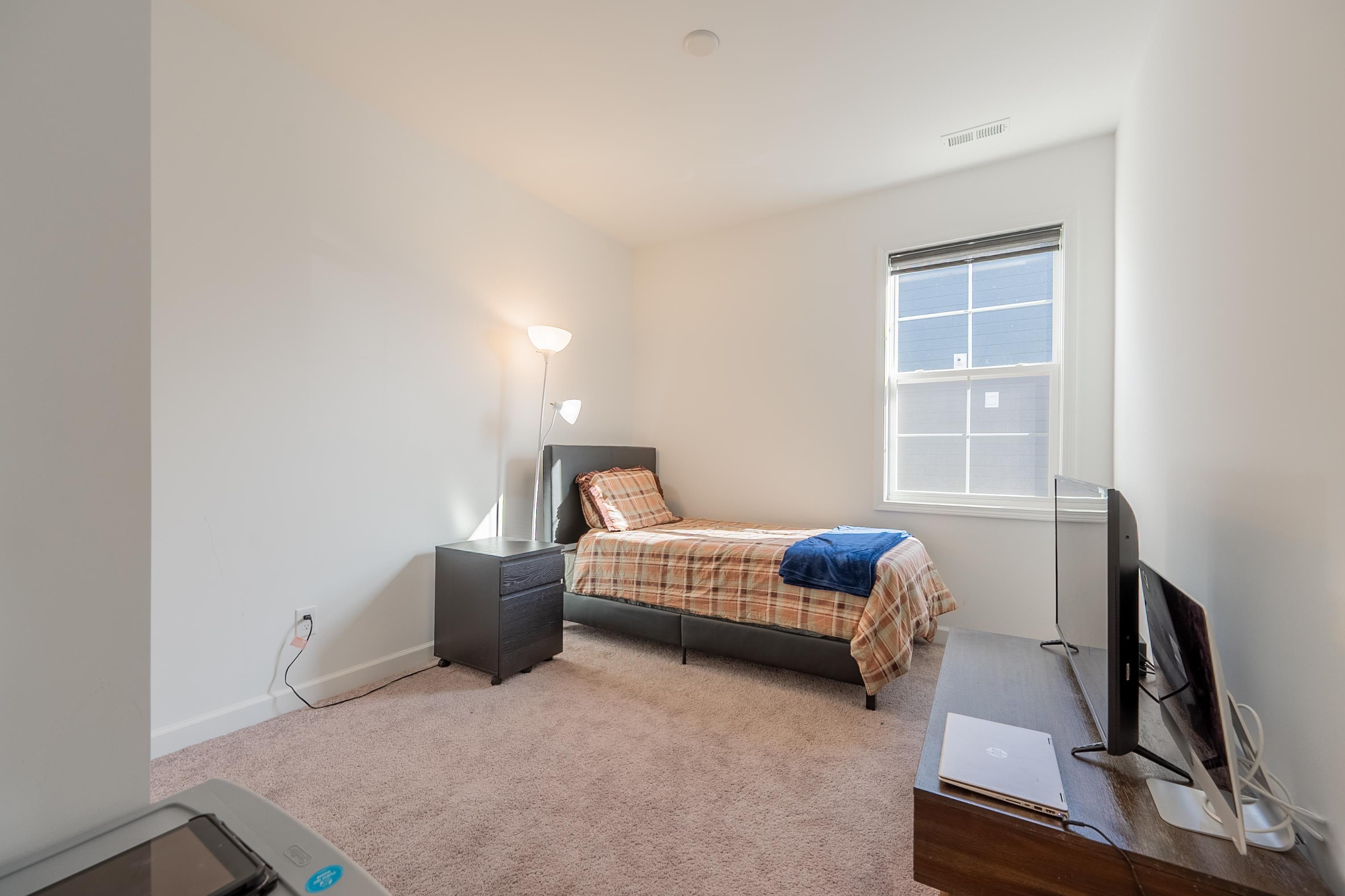 5006 Forsythia Place