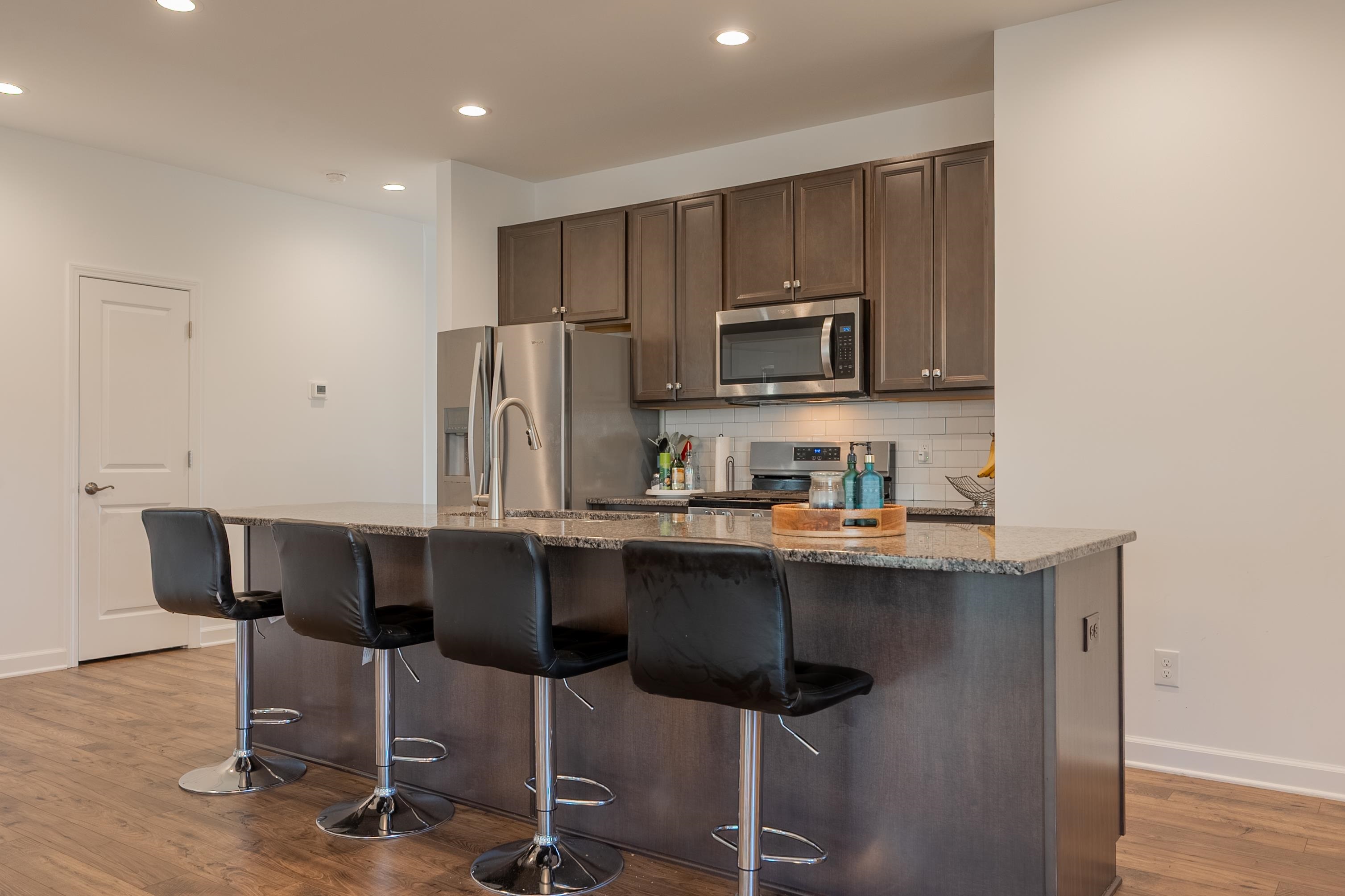 5006 Forsythia Place