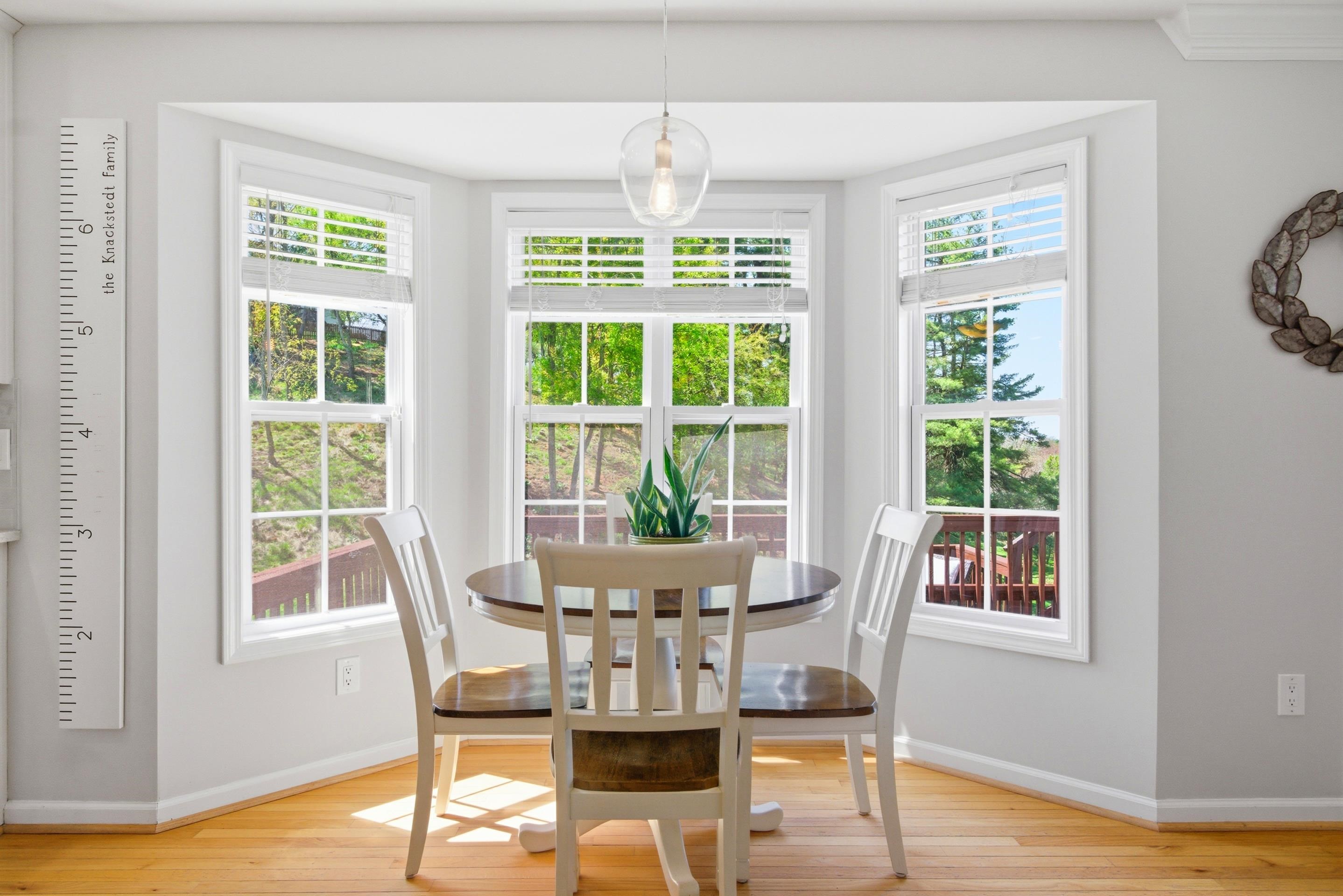 5 King Charles Court NW