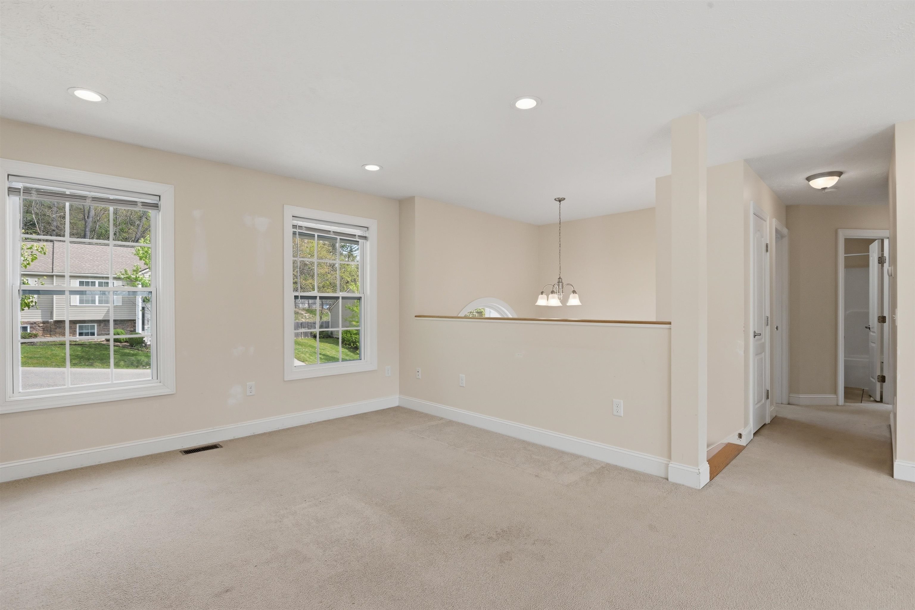 1410 SHERWOOD Drive