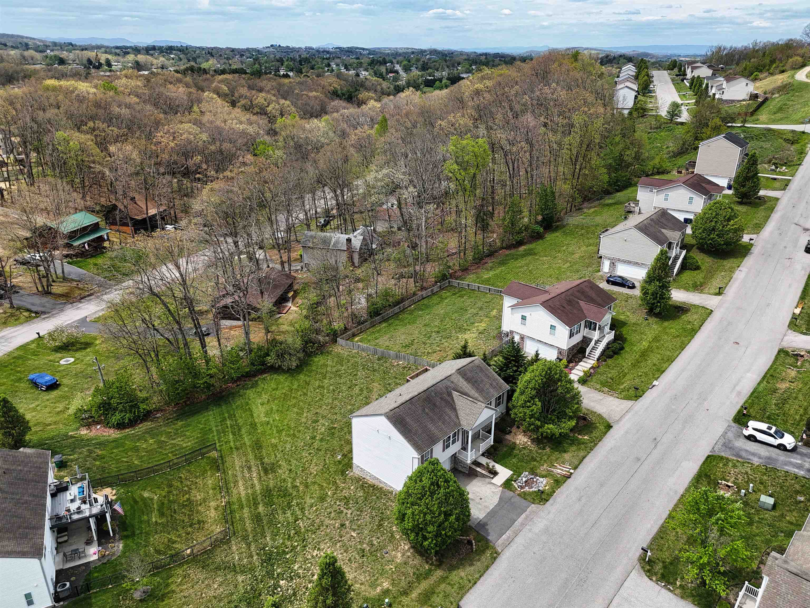 1410 SHERWOOD Drive