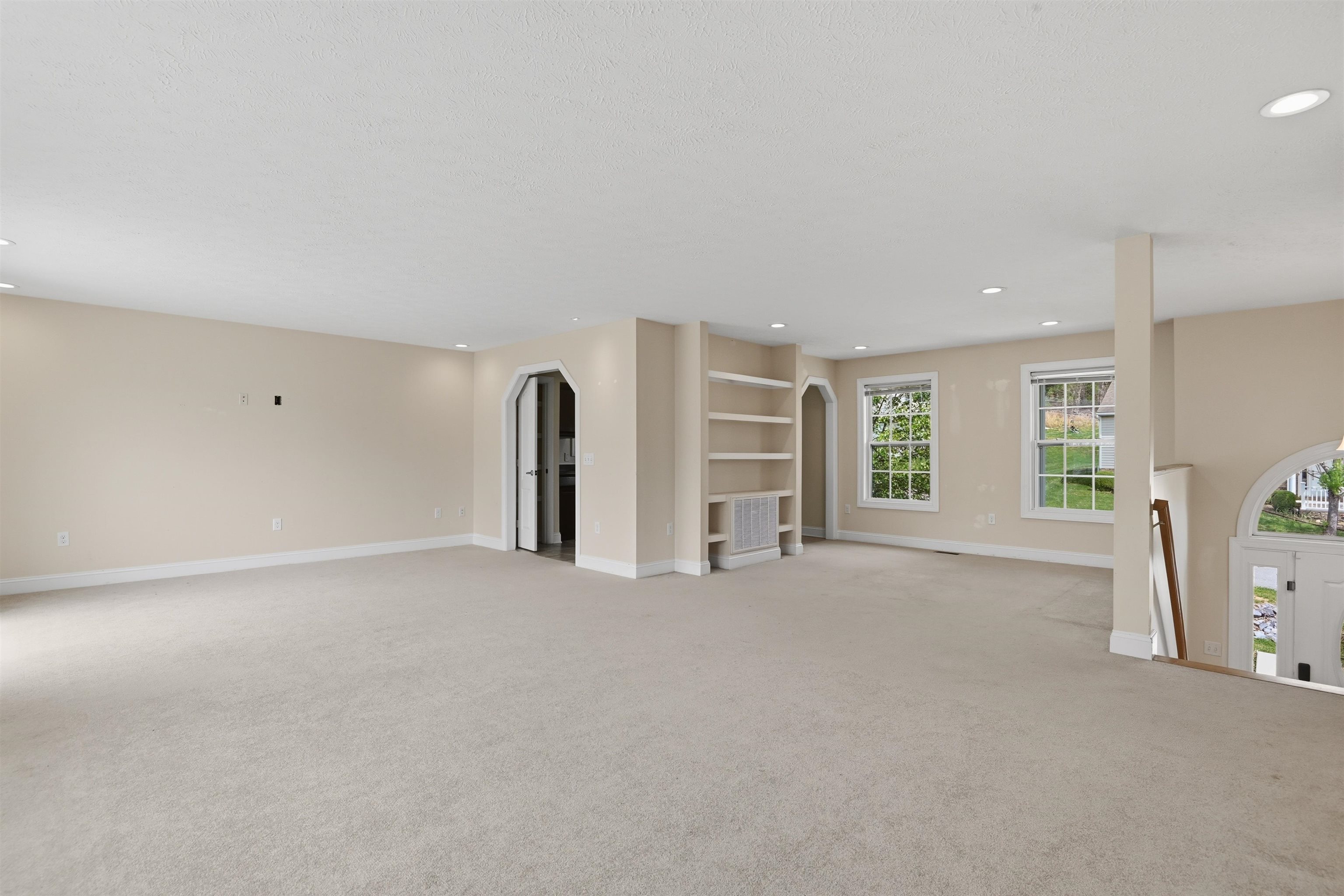 1410 SHERWOOD Drive
