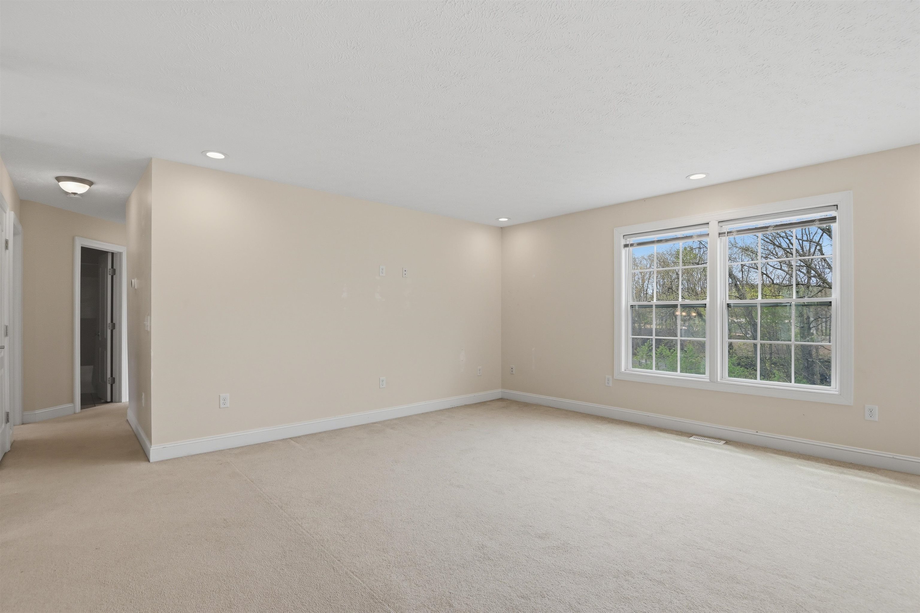 1410 SHERWOOD Drive