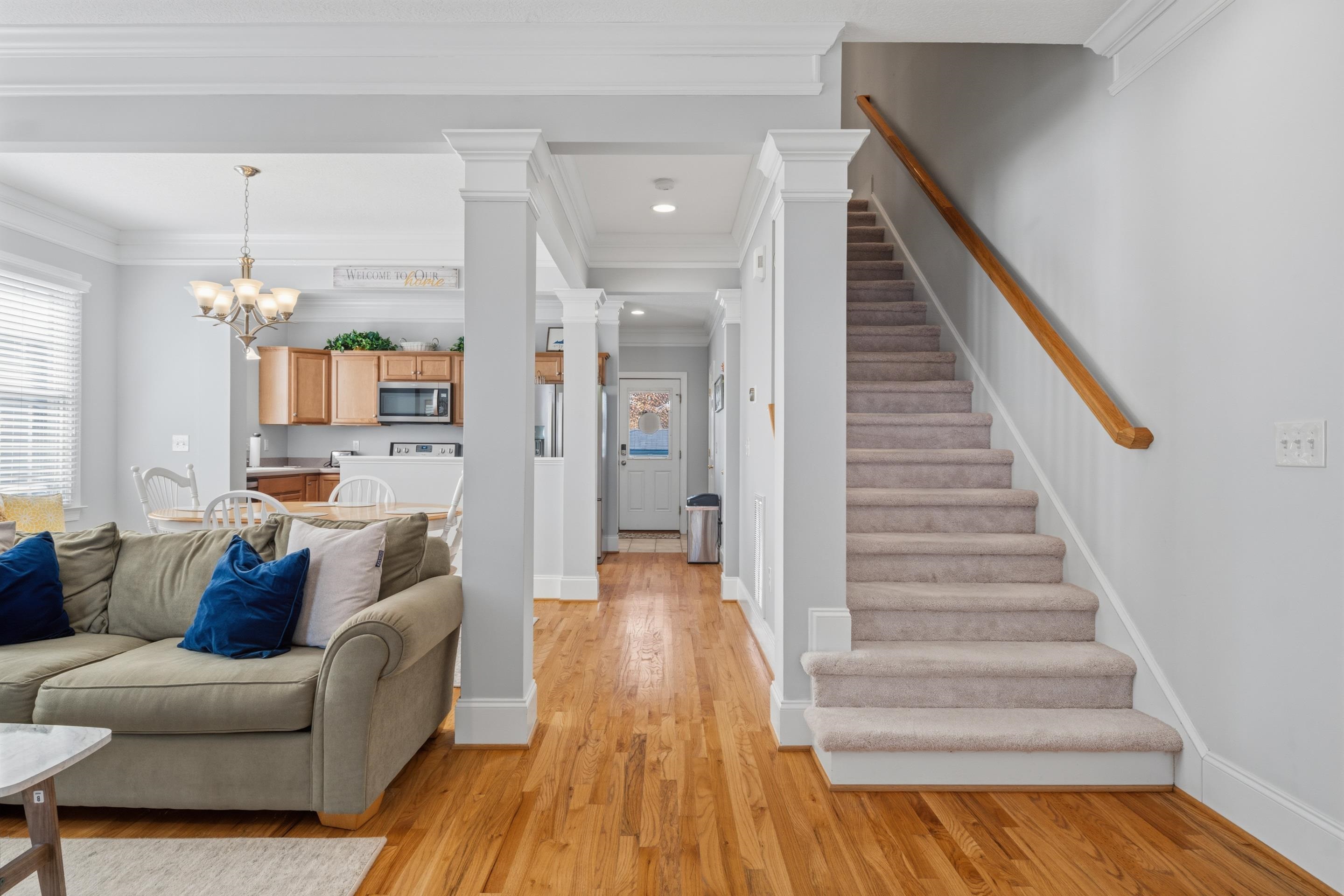 1701 TRILLIUM Lane