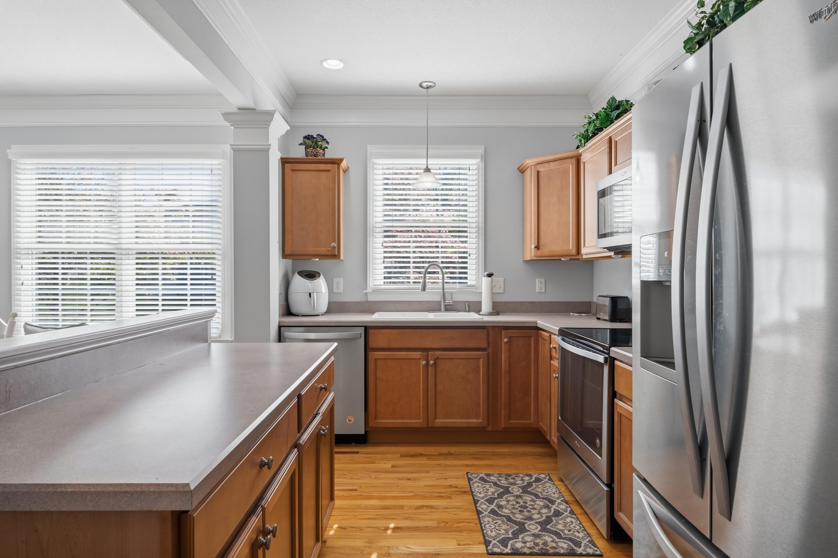 1701 TRILLIUM Lane