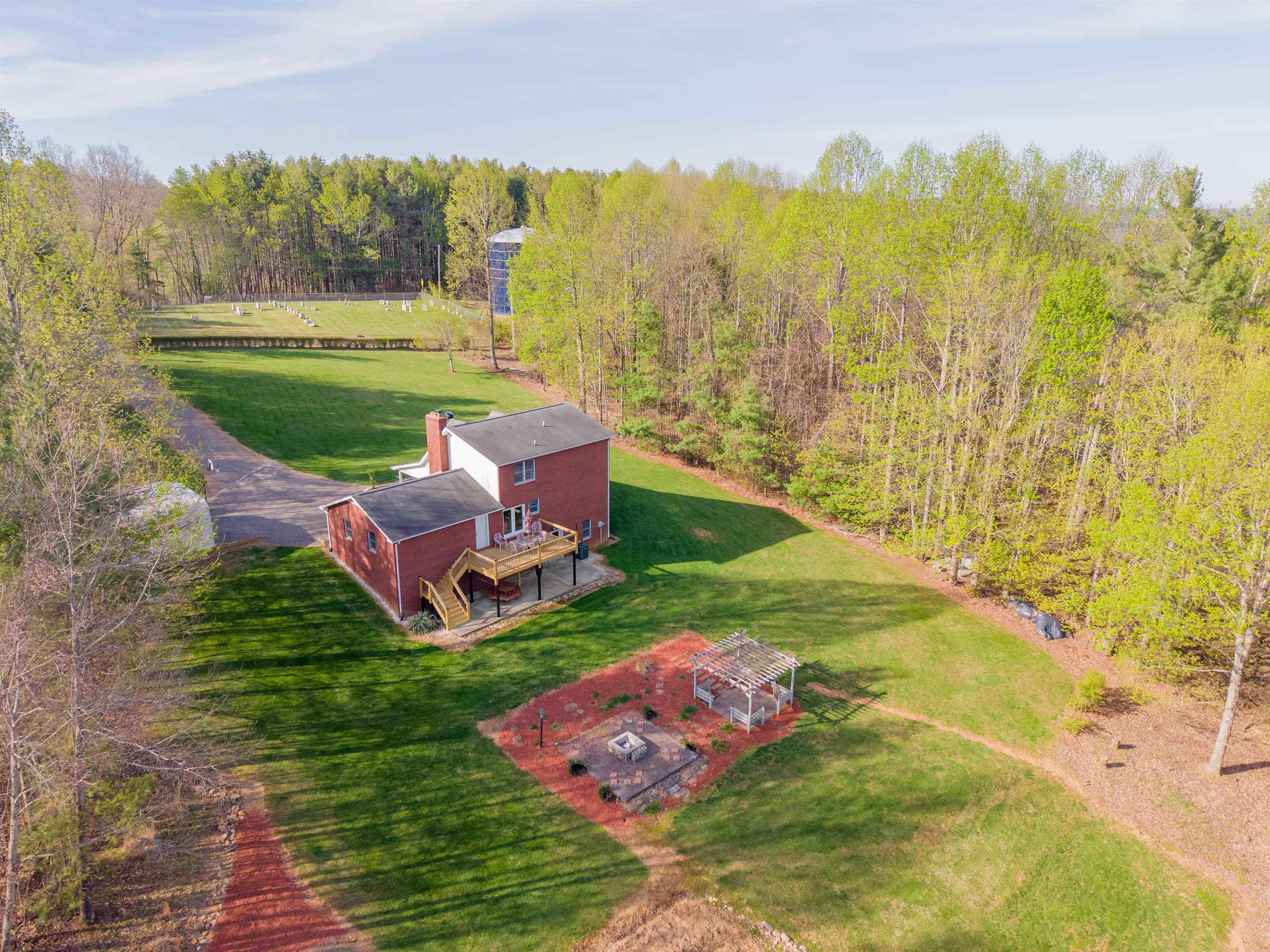 425 Springwillow Drive