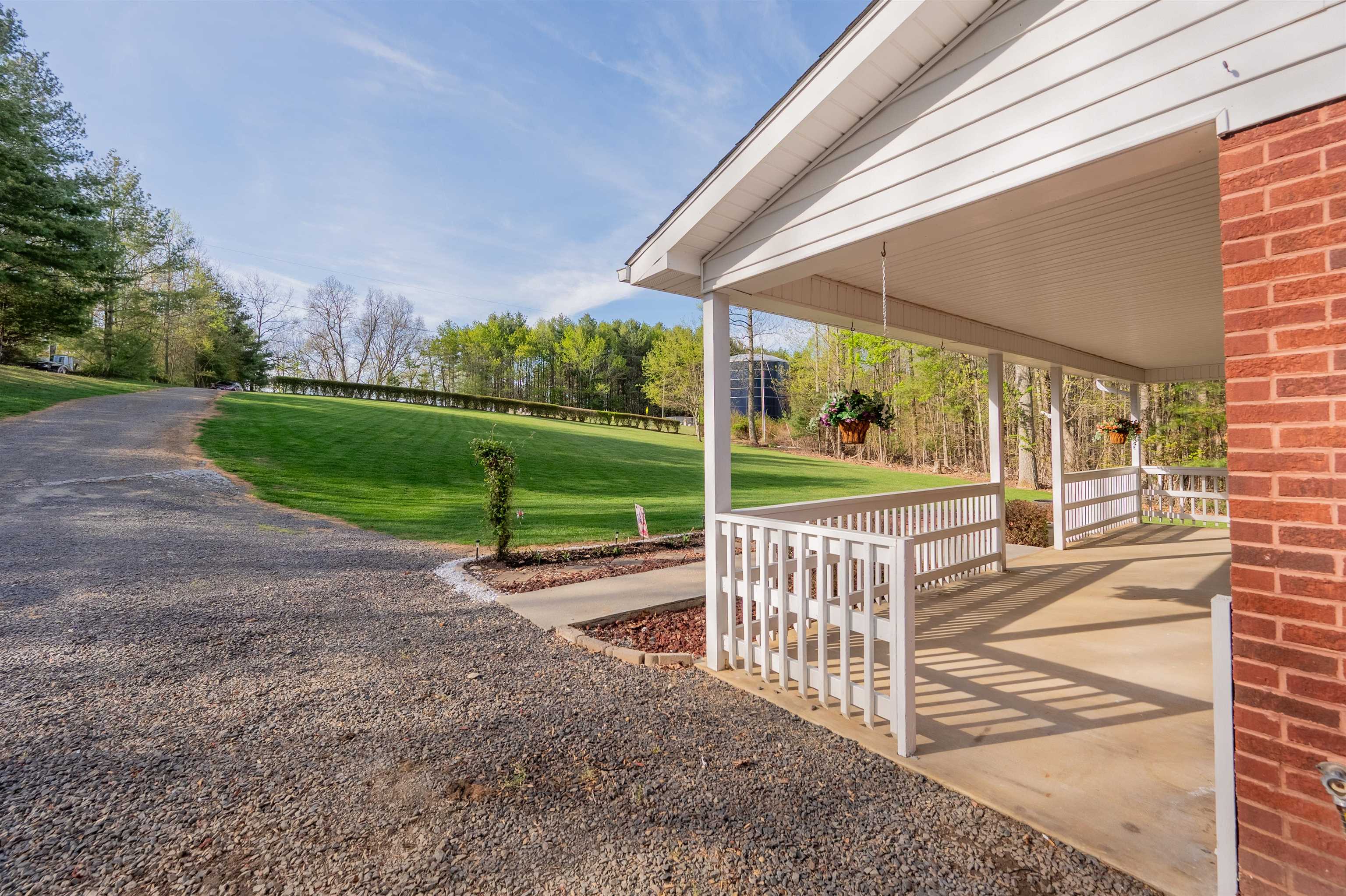 425 Springwillow Drive