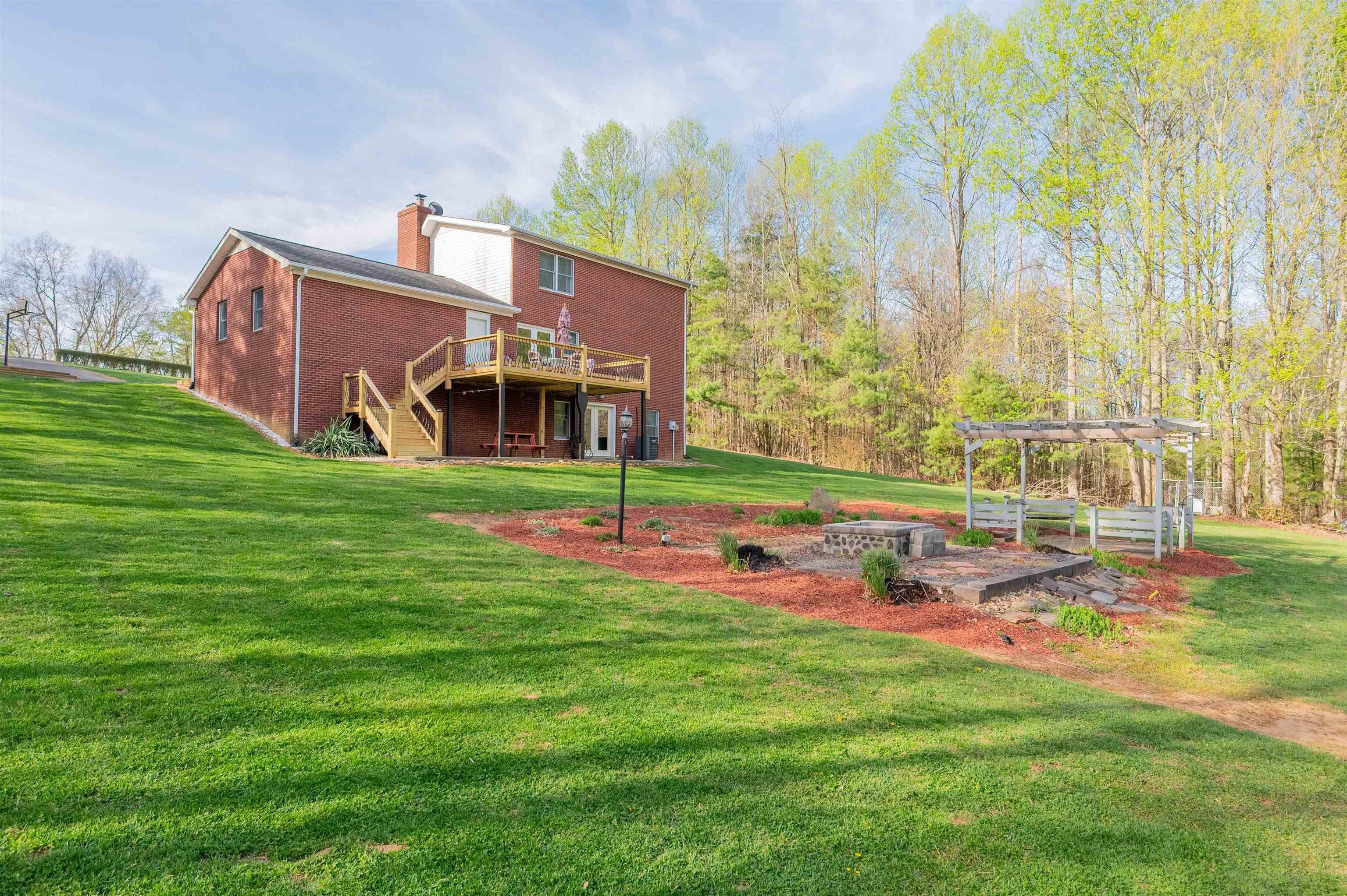 425 Springwillow Drive