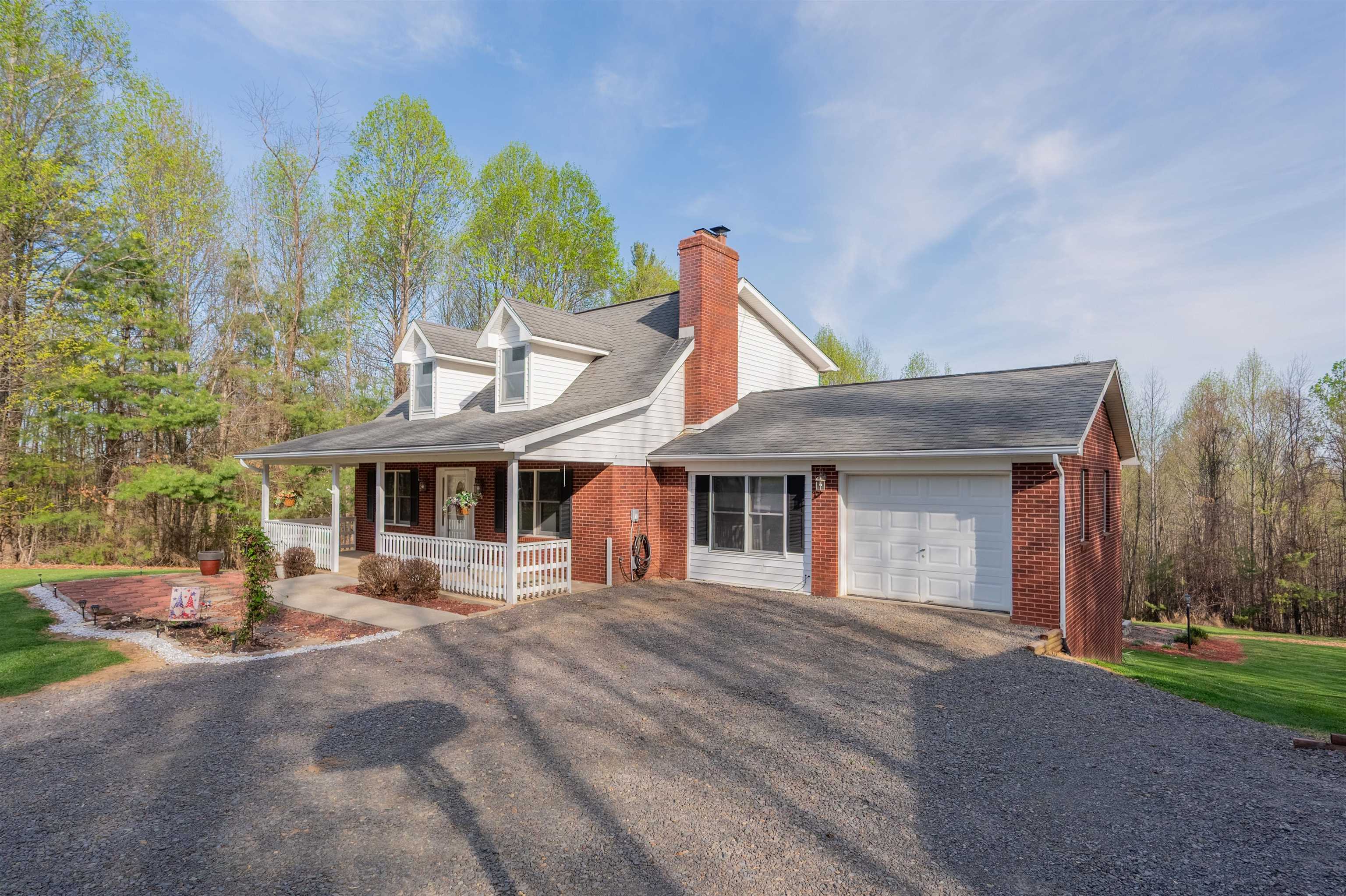 425 Springwillow Drive