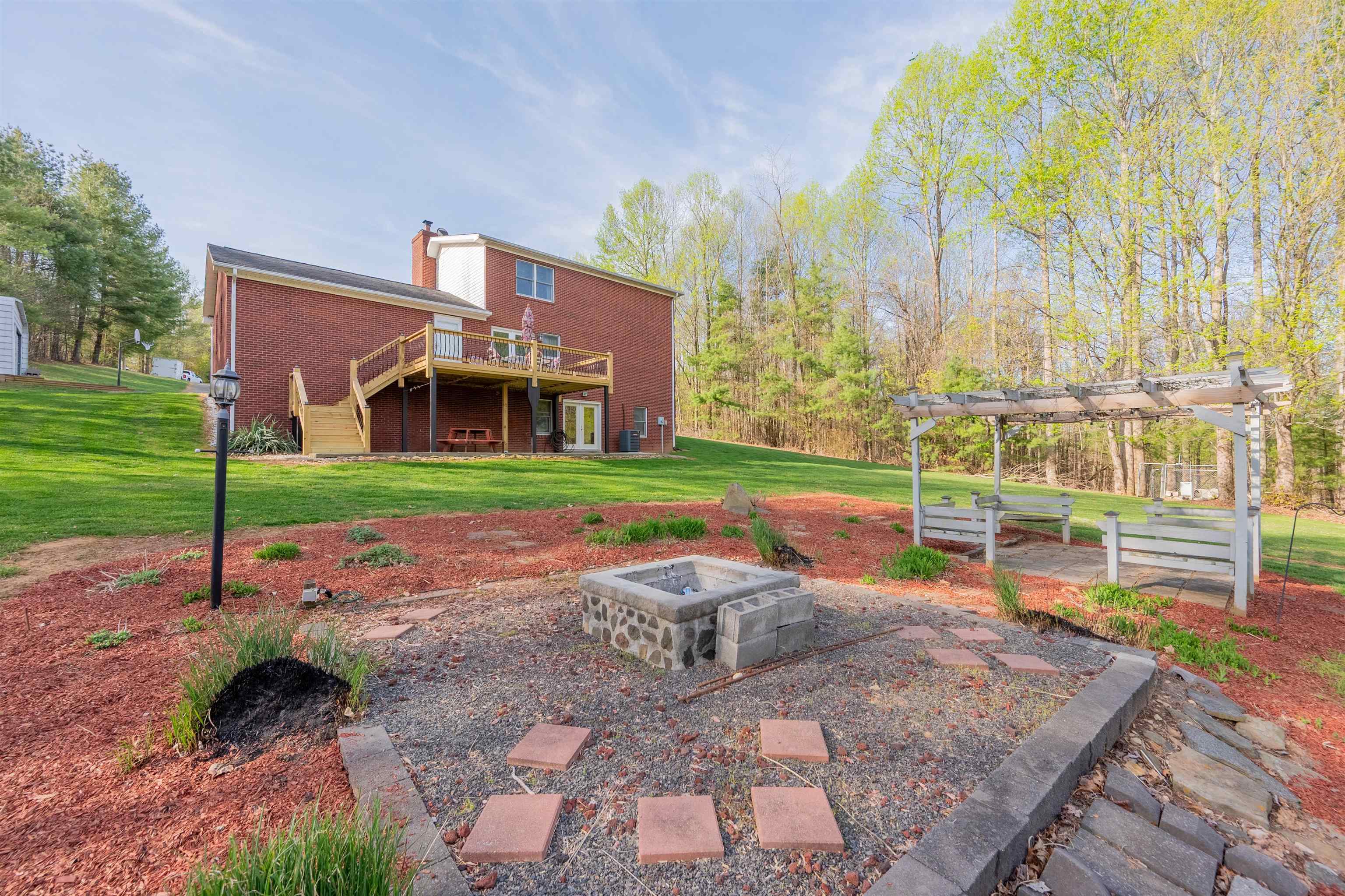 425 Springwillow Drive