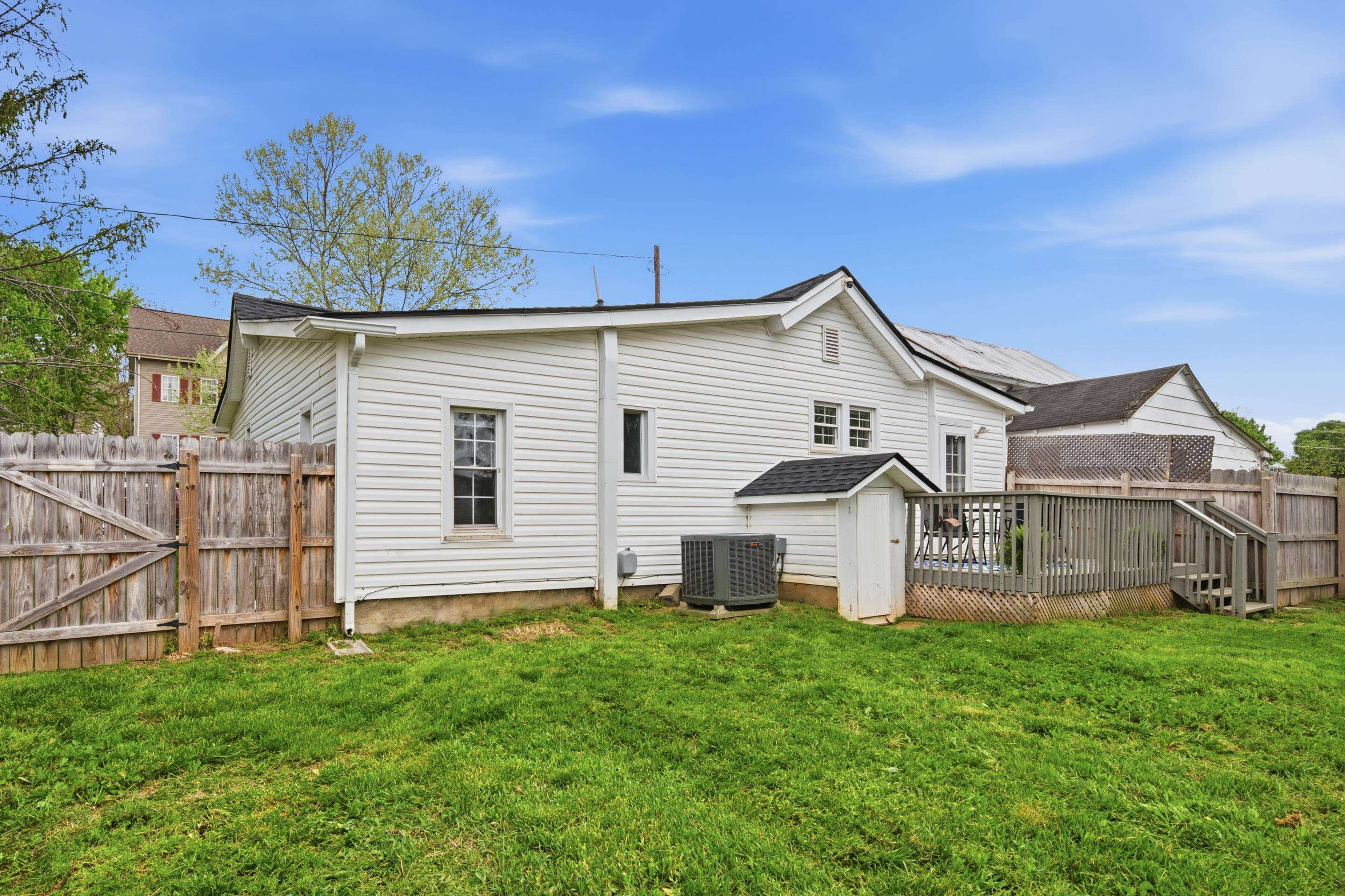 1705 3rd Street