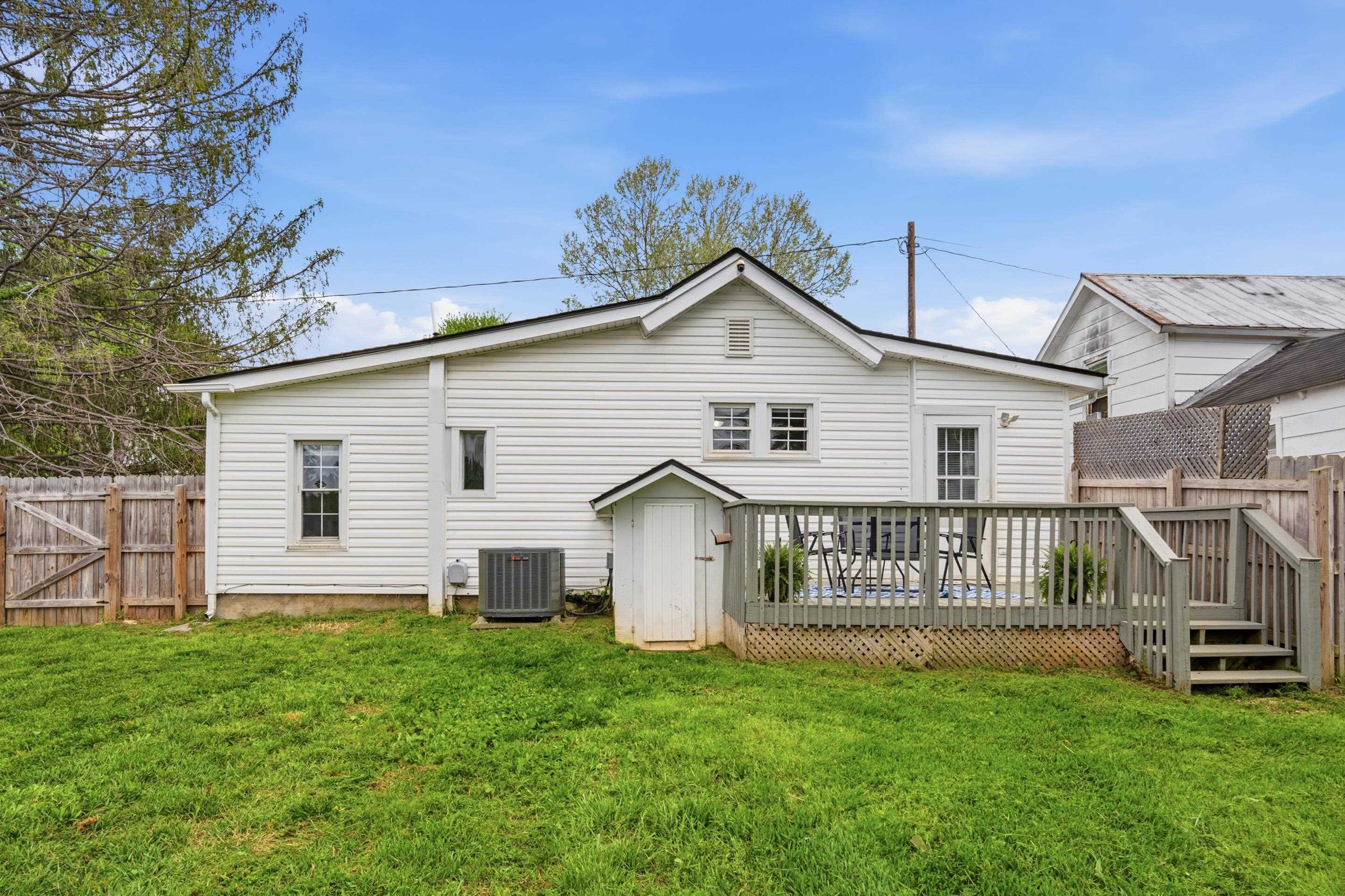 1705 3rd Street