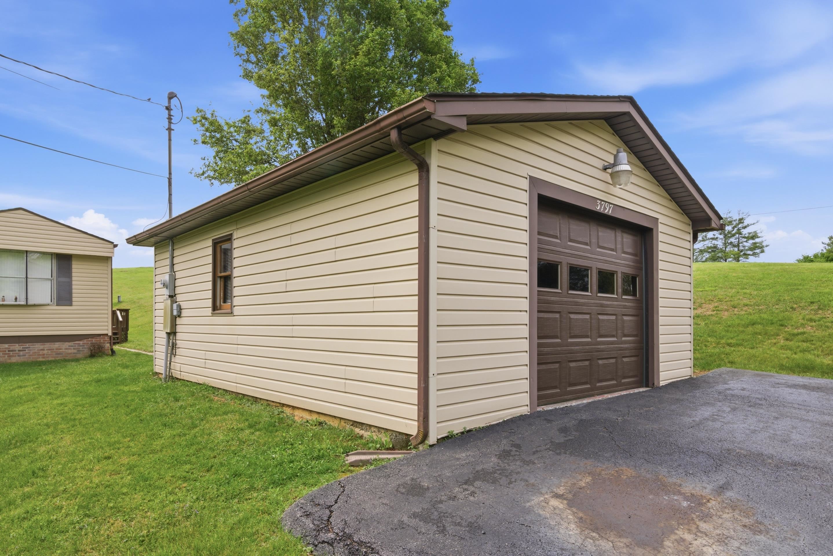 3797 Poppy Lane