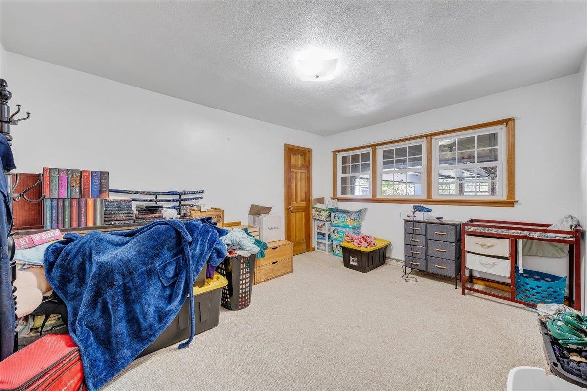 1547 Kings Store Road NE