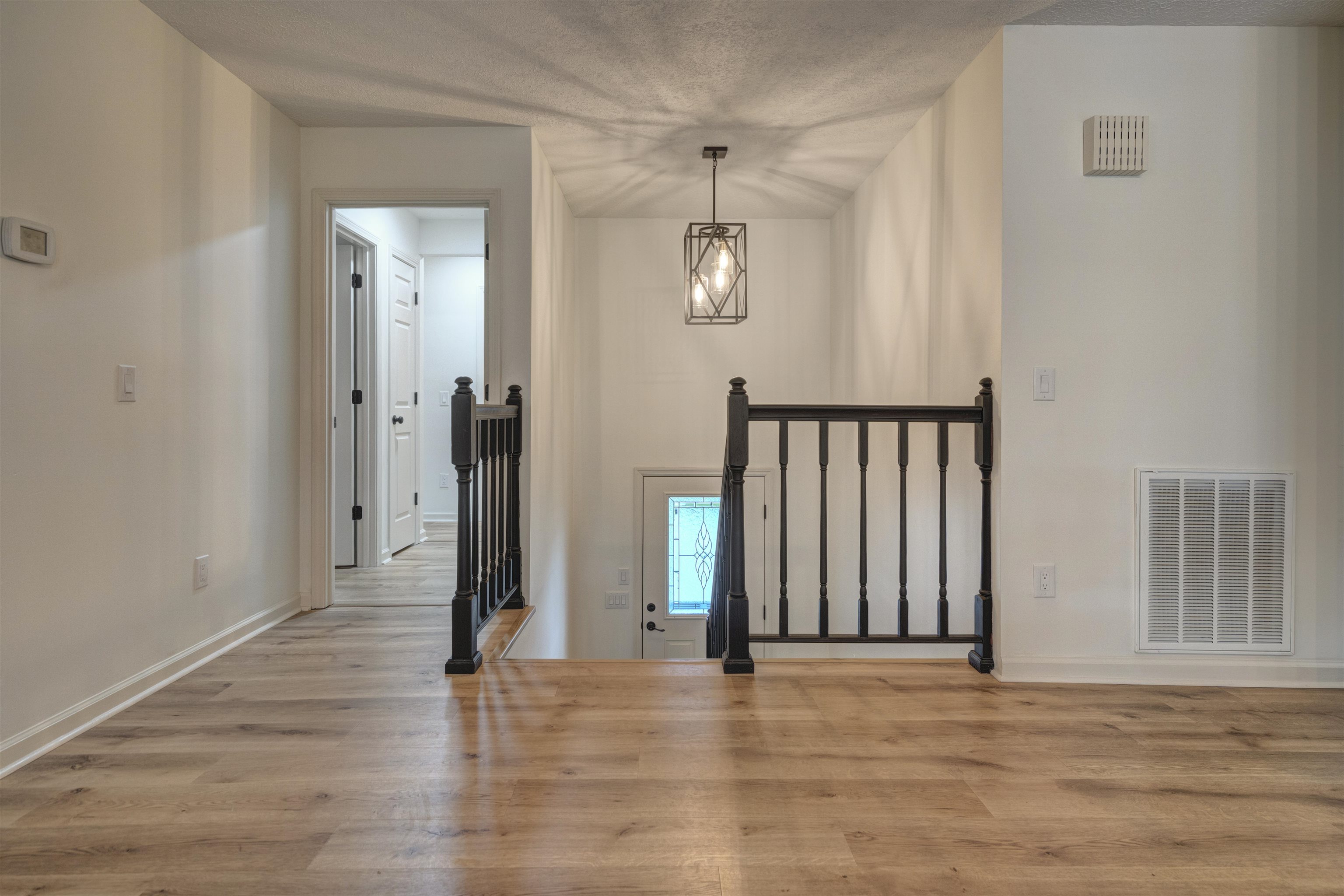 208 GLEN VIEW Lane