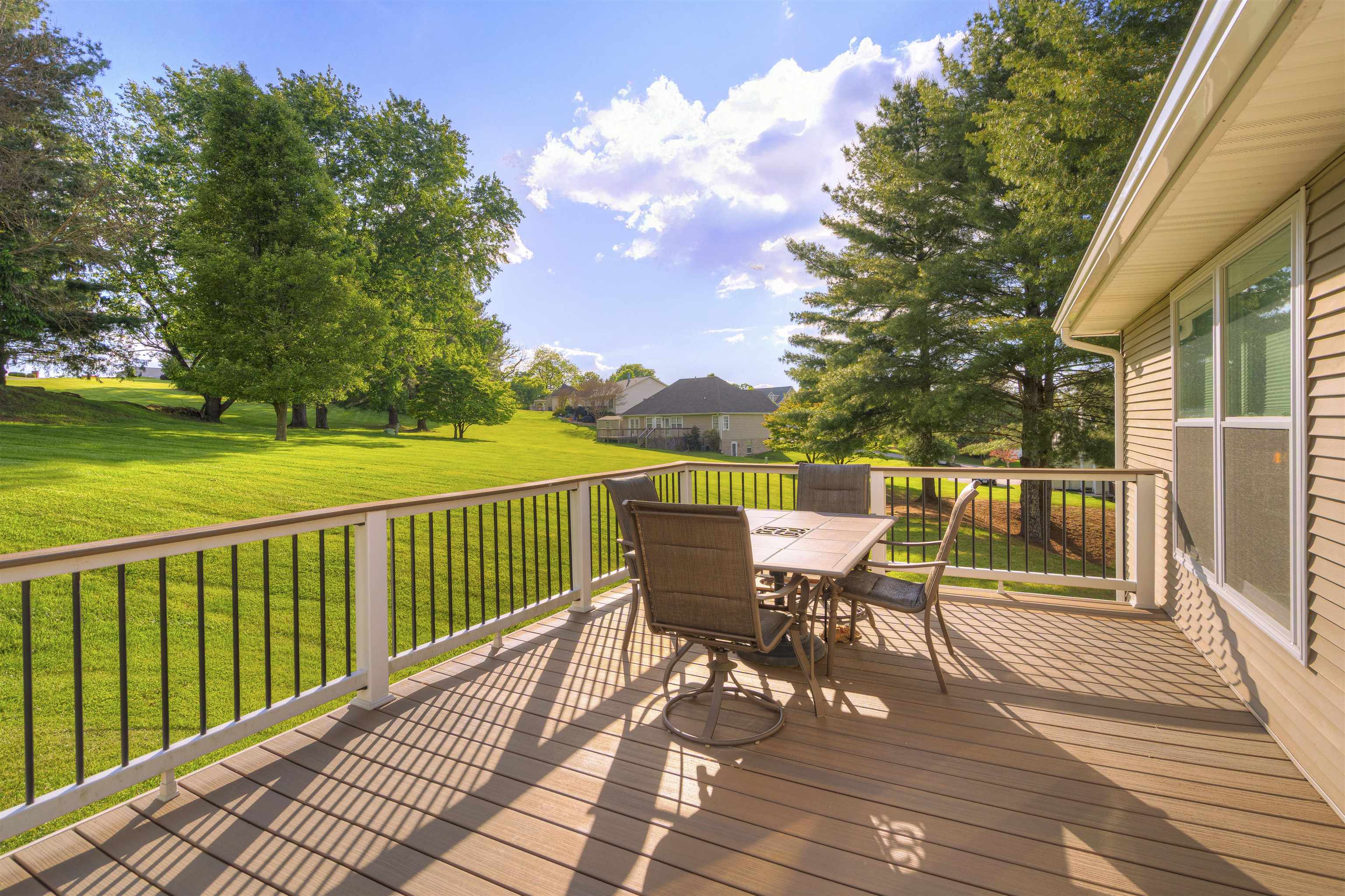 208 GLEN VIEW Lane