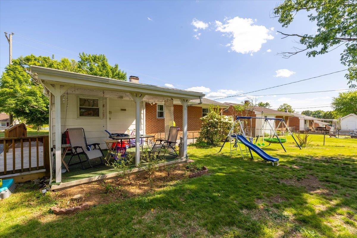 807 Seventh Street