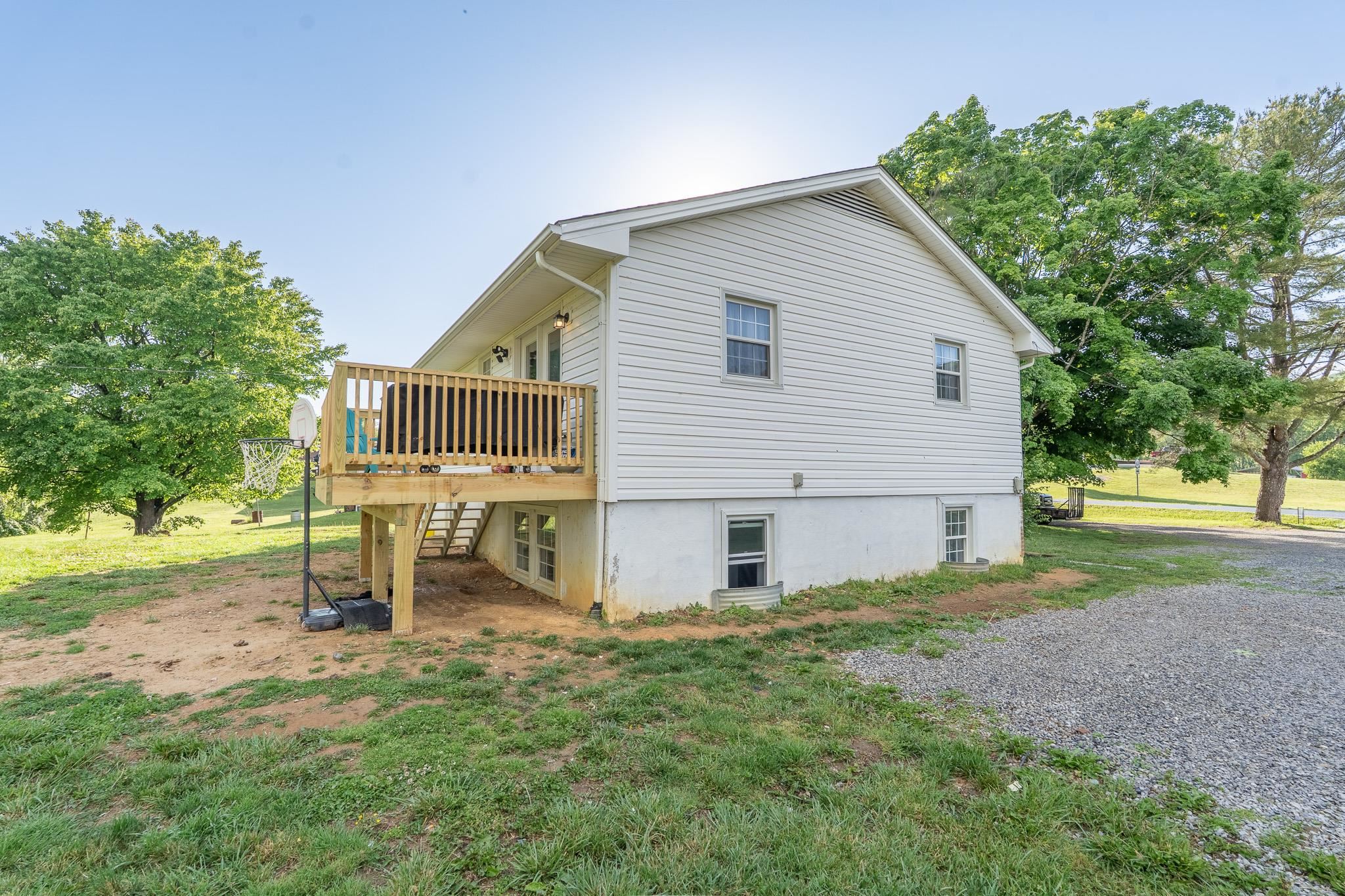 892 Ivanhoe Road