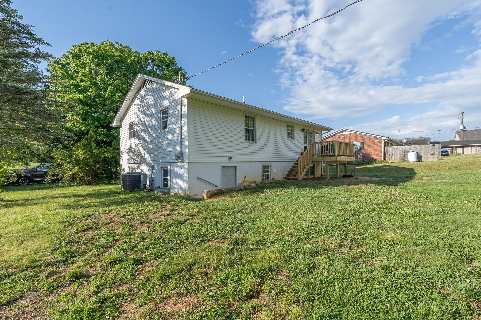892 Ivanhoe Road