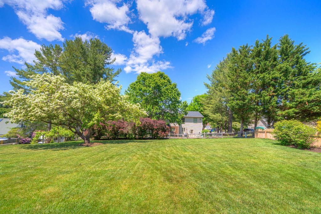 308 SEMINOLE Drive