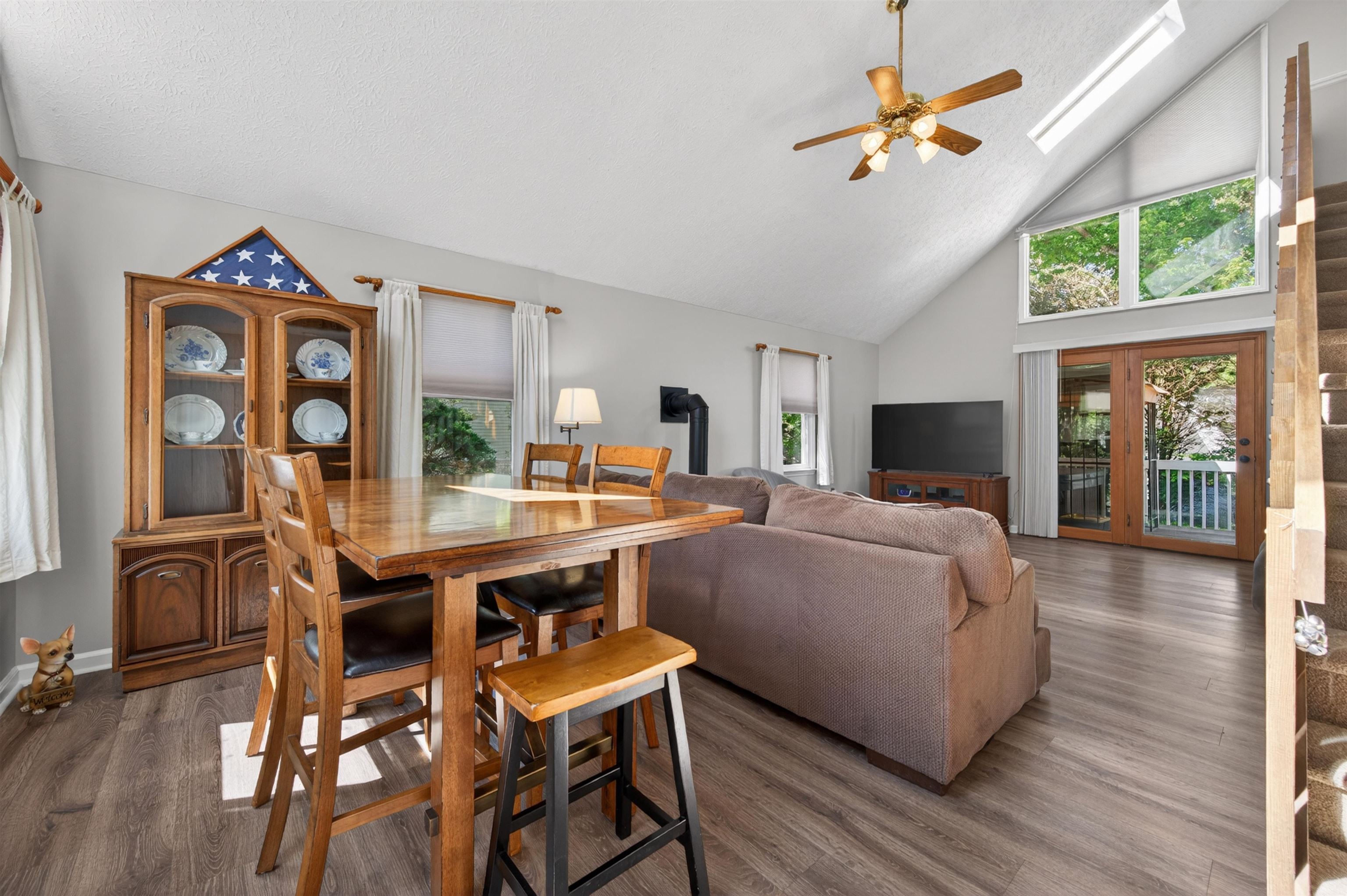 1359 Sandy Circle