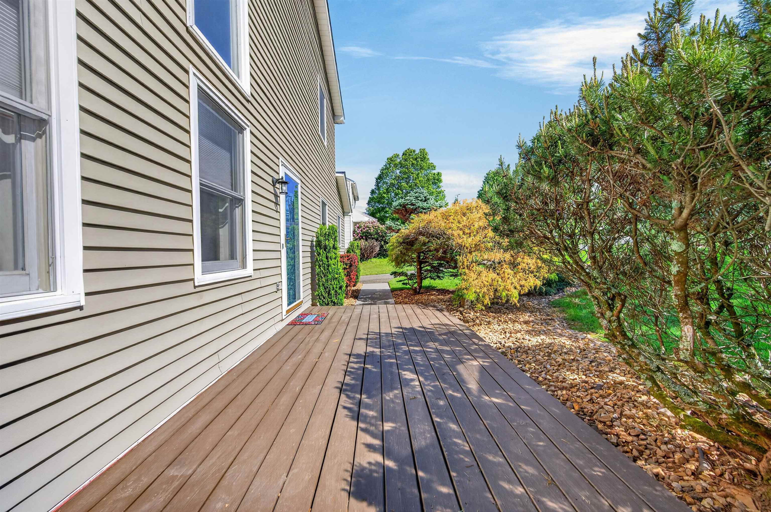 1359 Sandy Circle