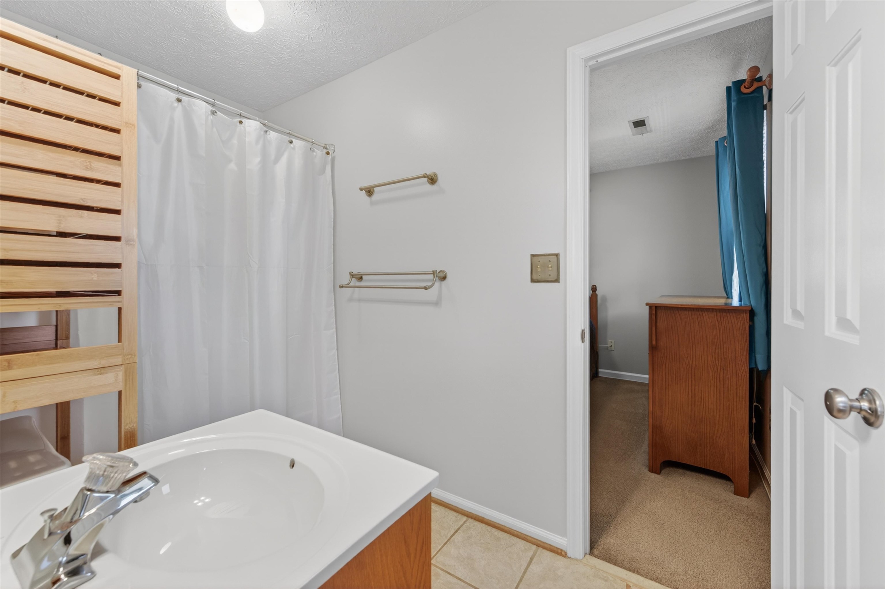 1359 Sandy Circle