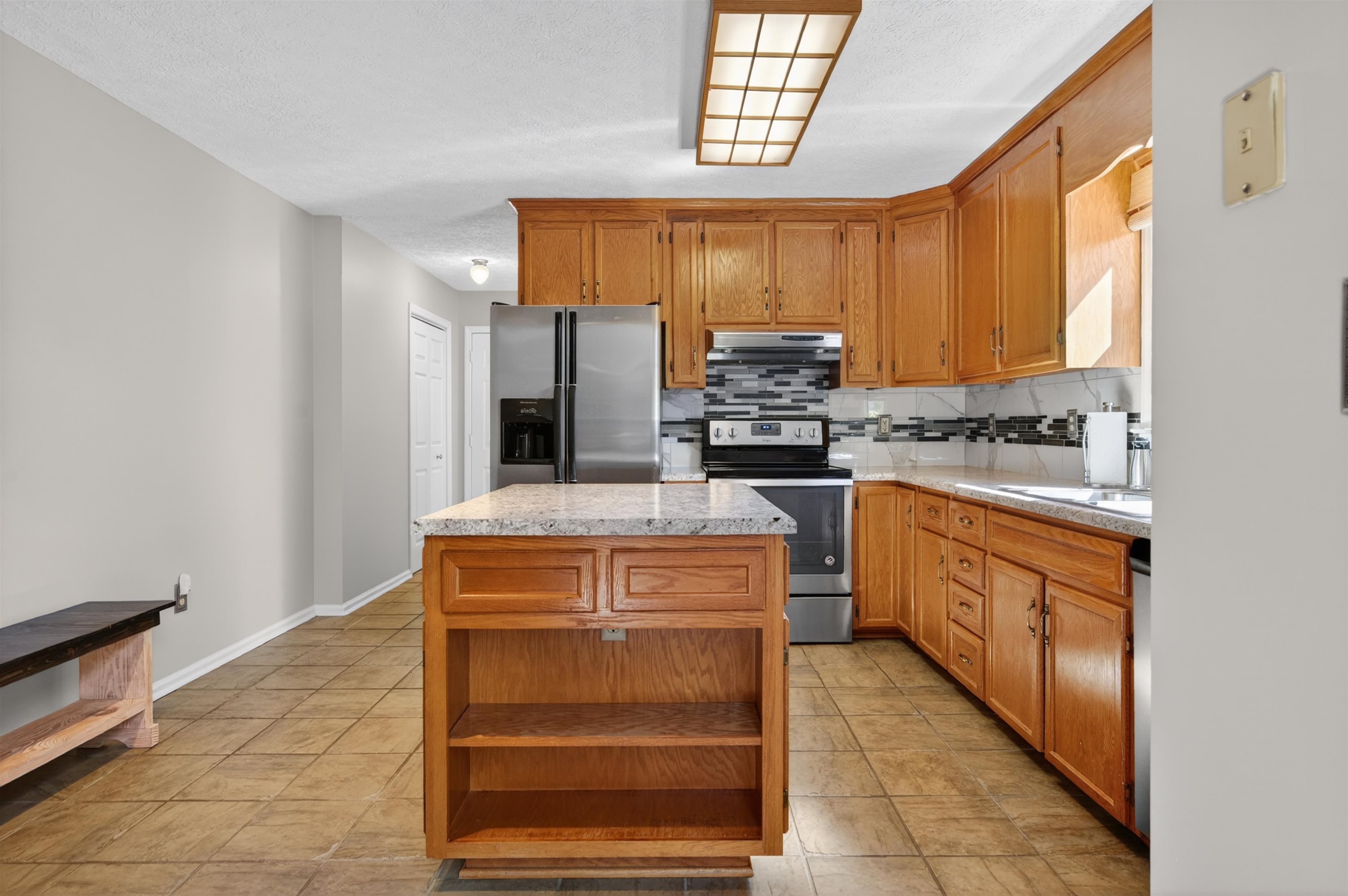 1359 Sandy Circle