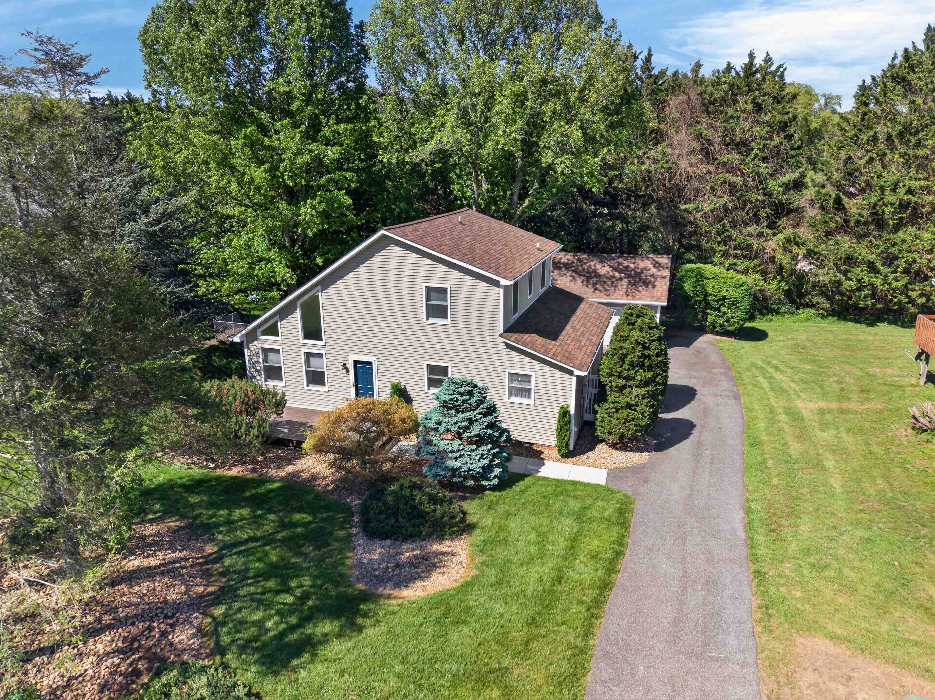 1359 Sandy Circle