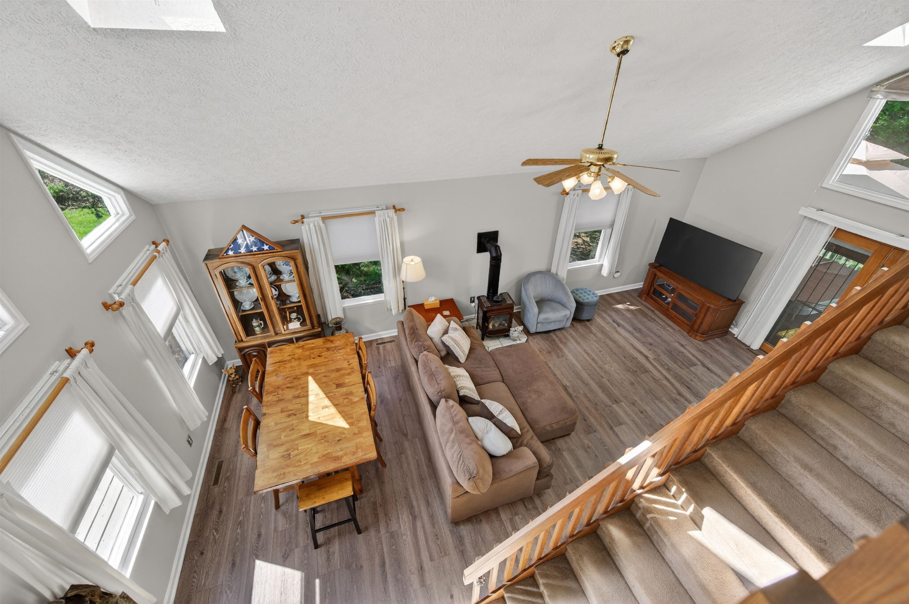 1359 Sandy Circle