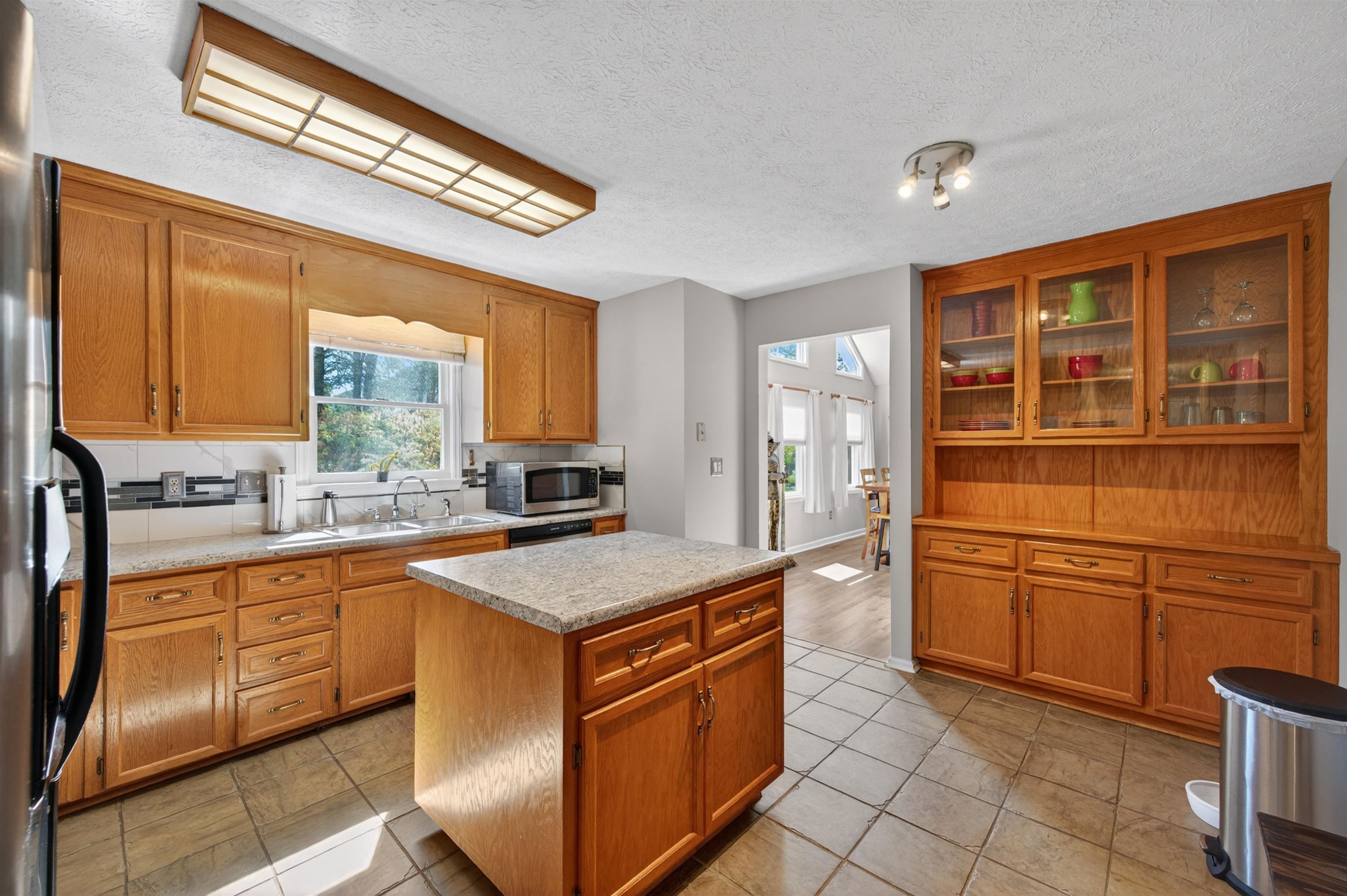 1359 Sandy Circle