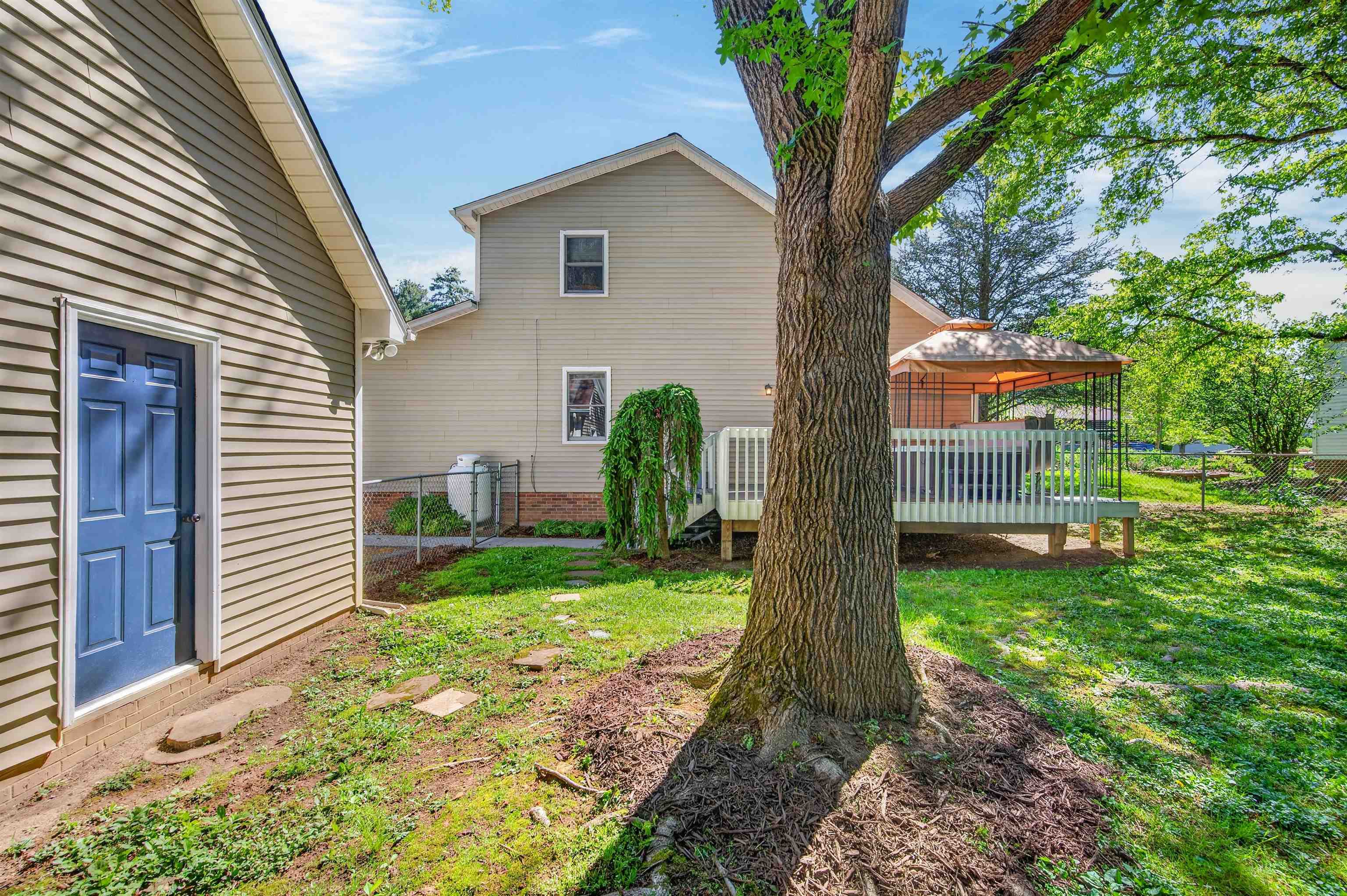 1359 Sandy Circle