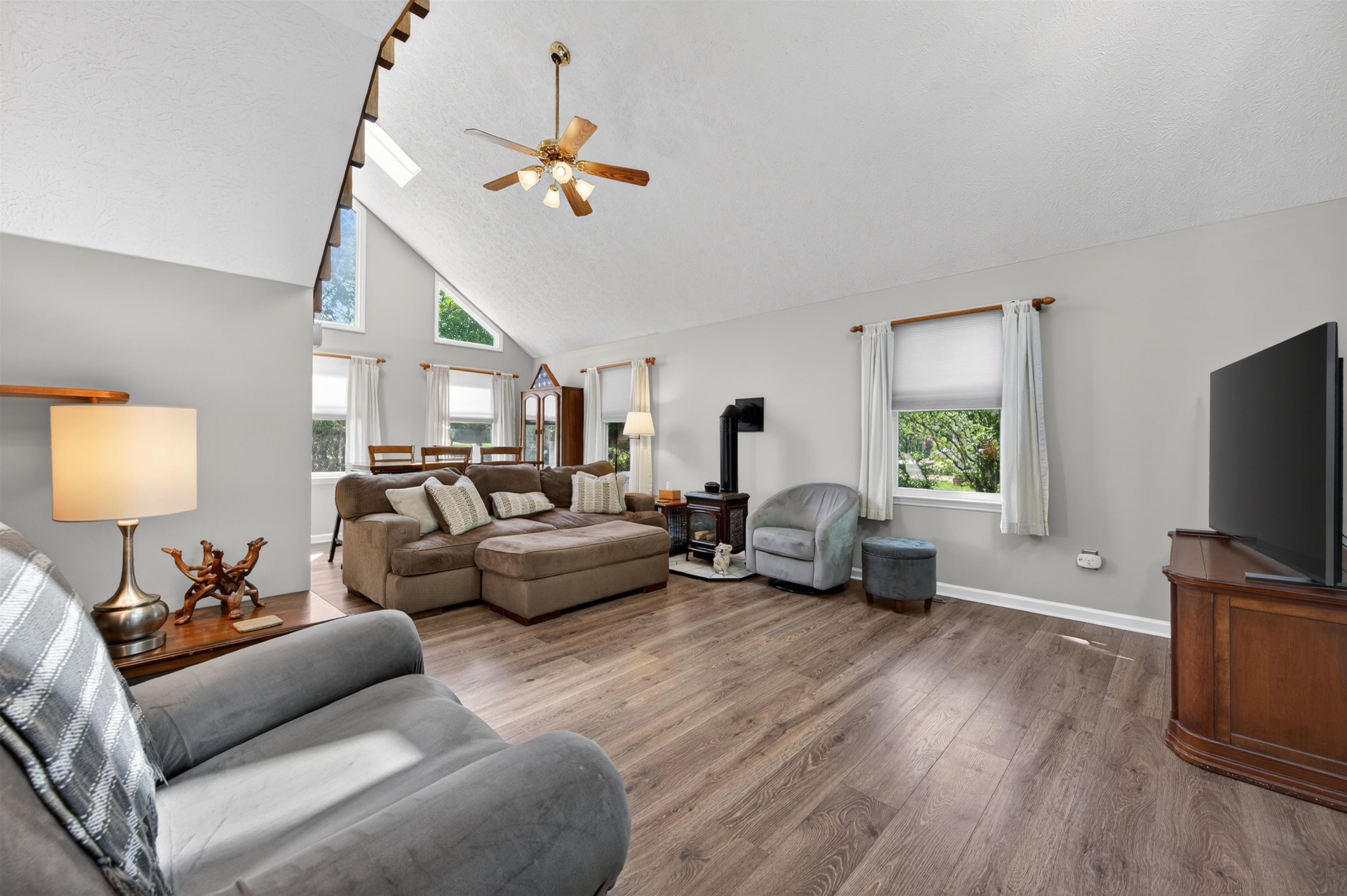 1359 Sandy Circle