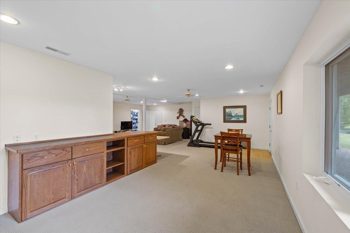 4861 MORRIS Road