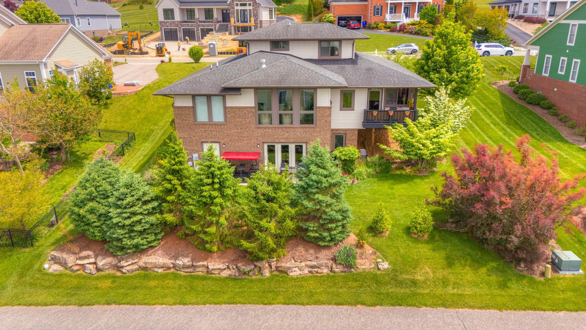 609 Kelly Lane