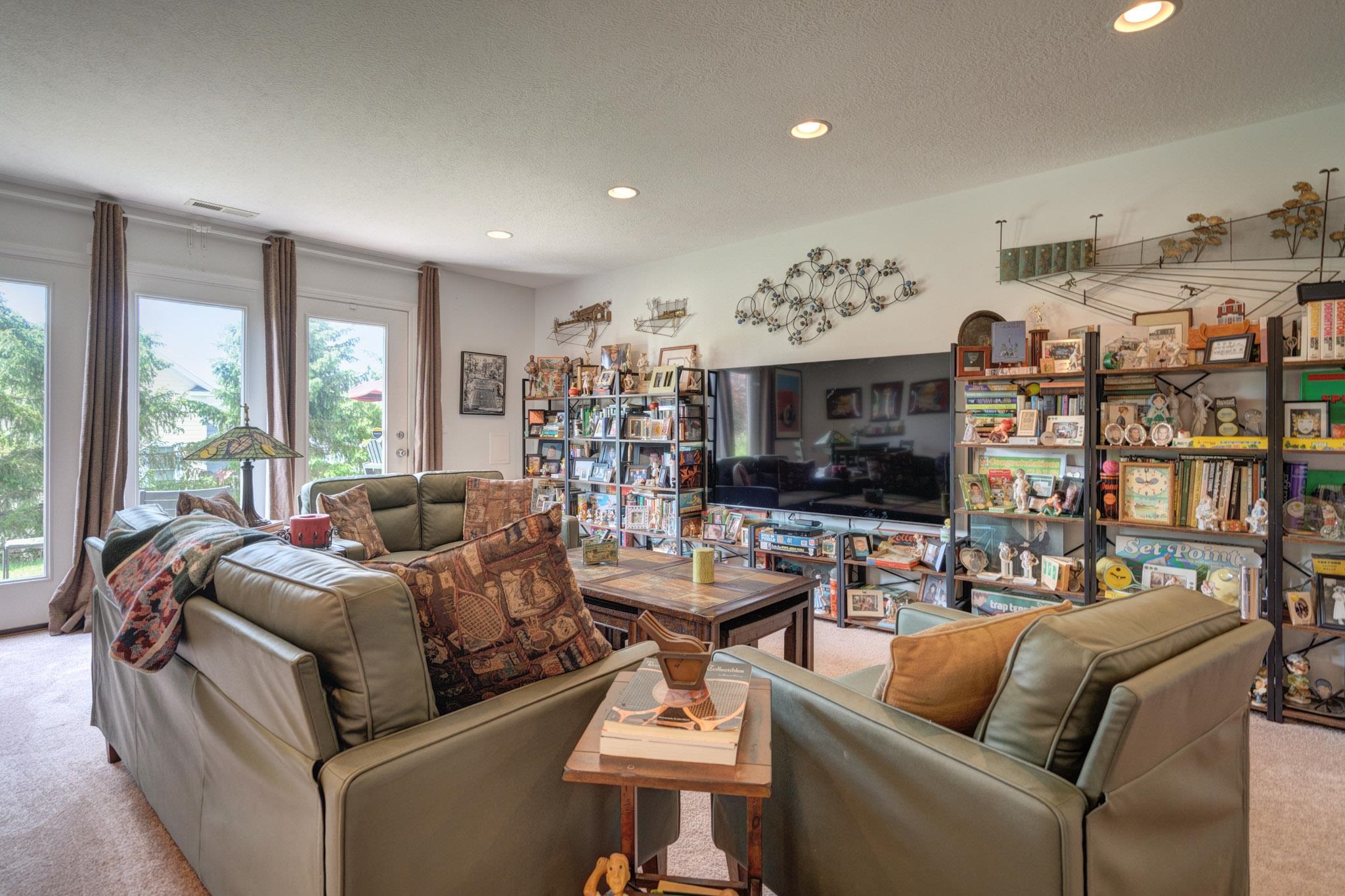 609 Kelly Lane