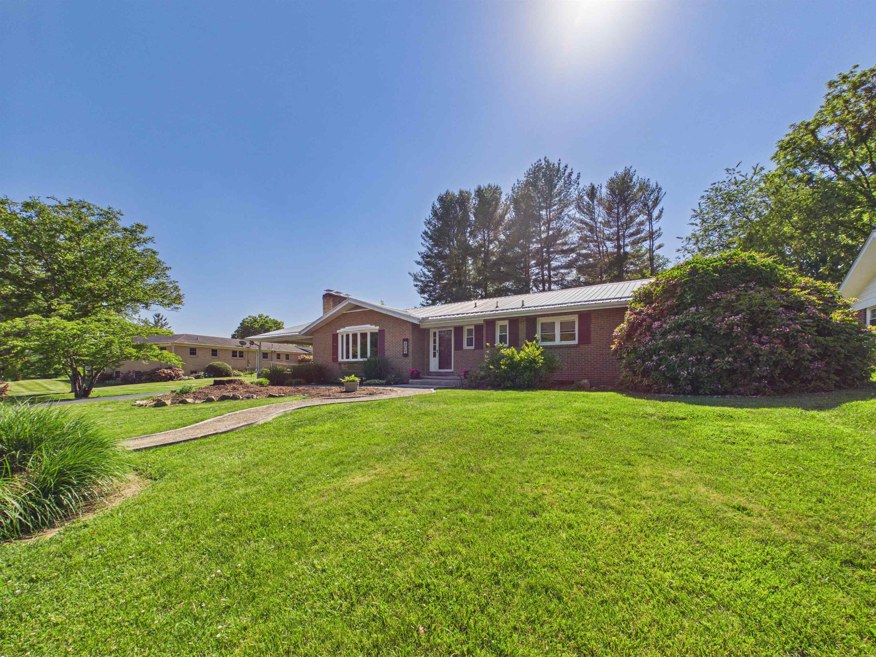 904 Buchanan Drive